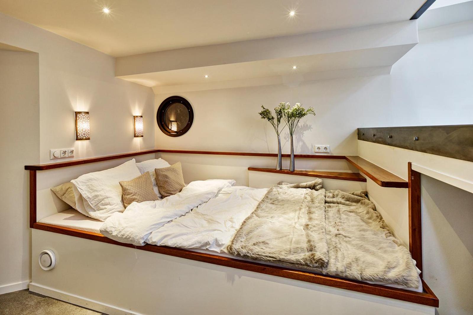 Studio Apartment photo 3