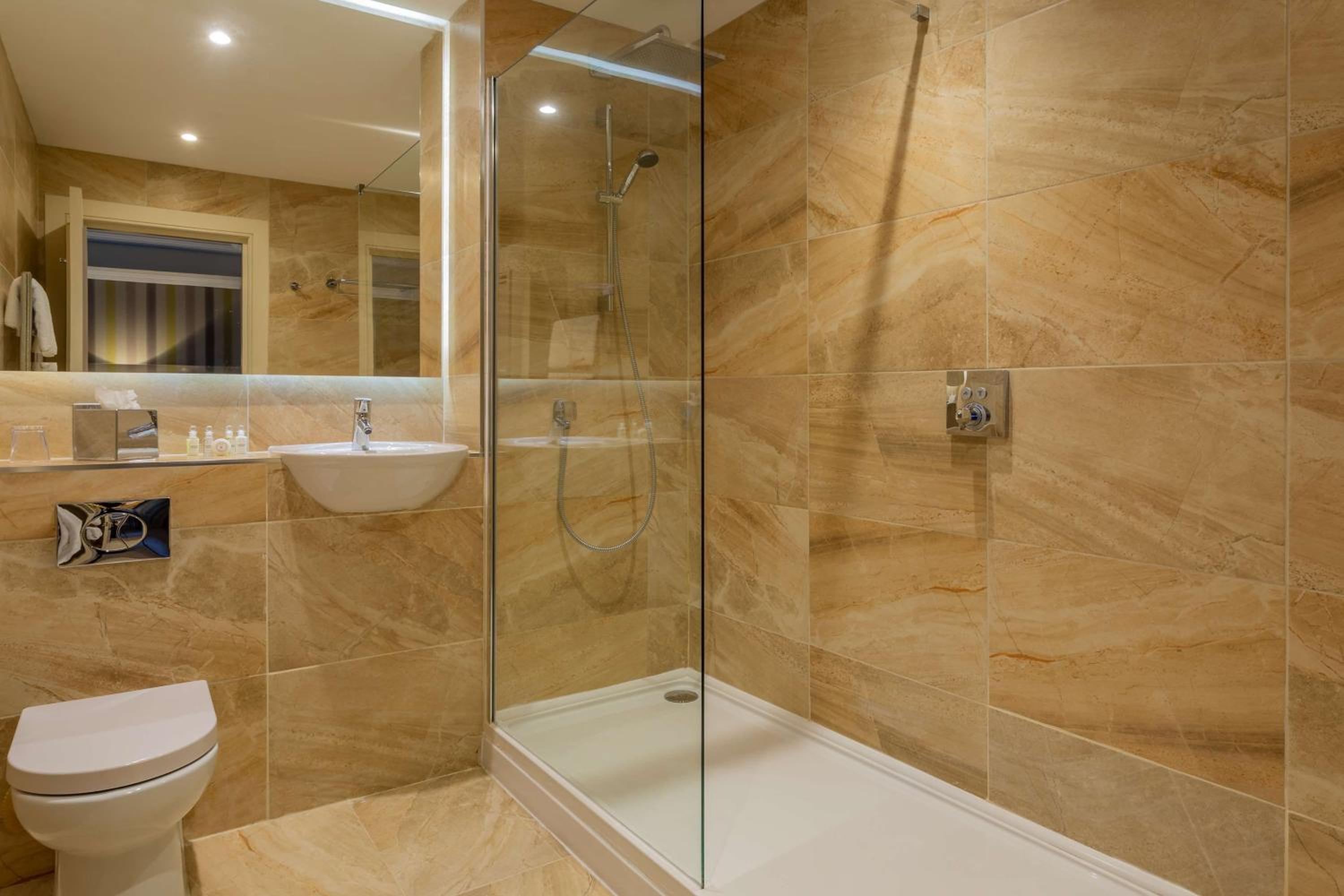 Residence Junior Suite - Photo 7