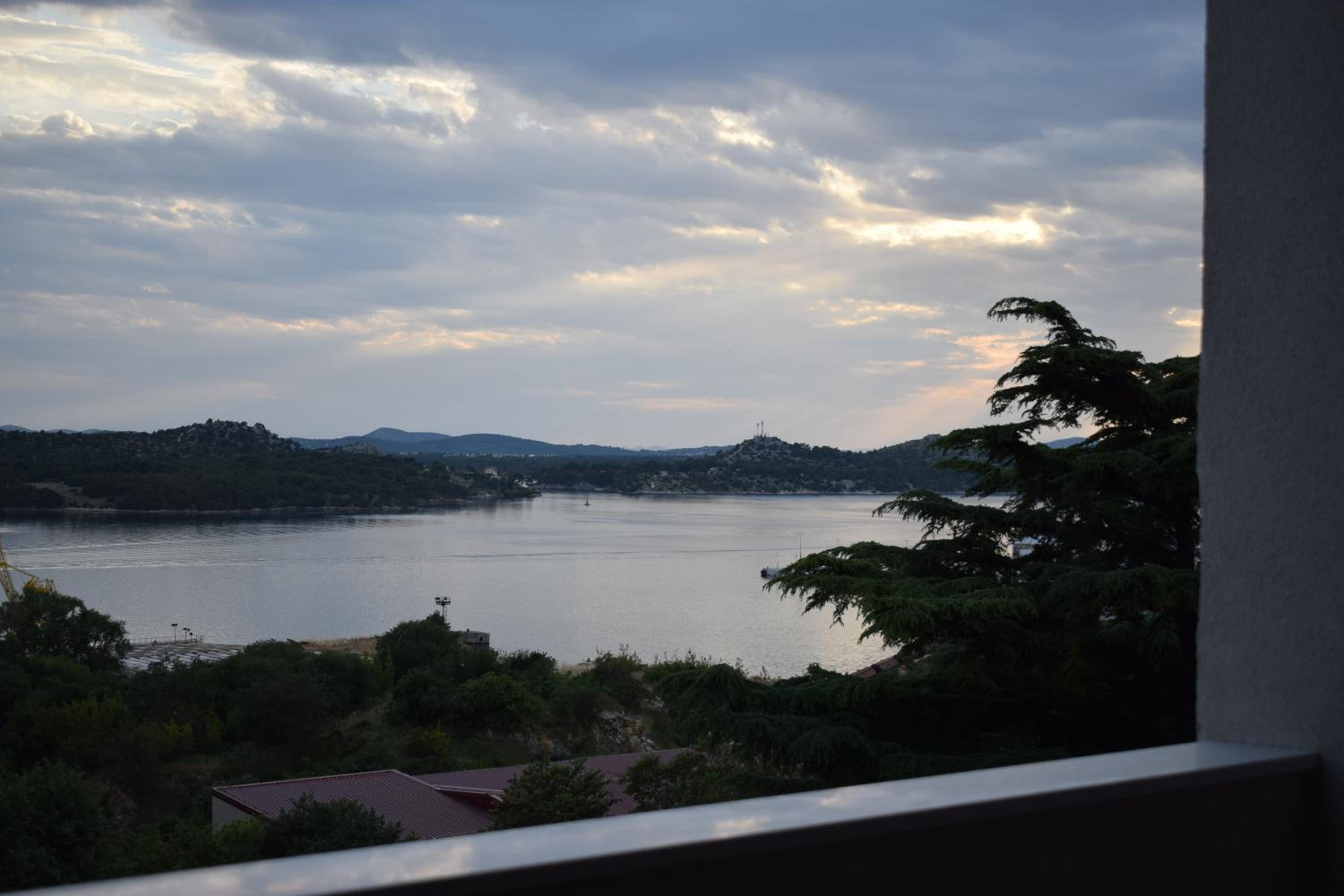 Apartment with Sea View photo 2