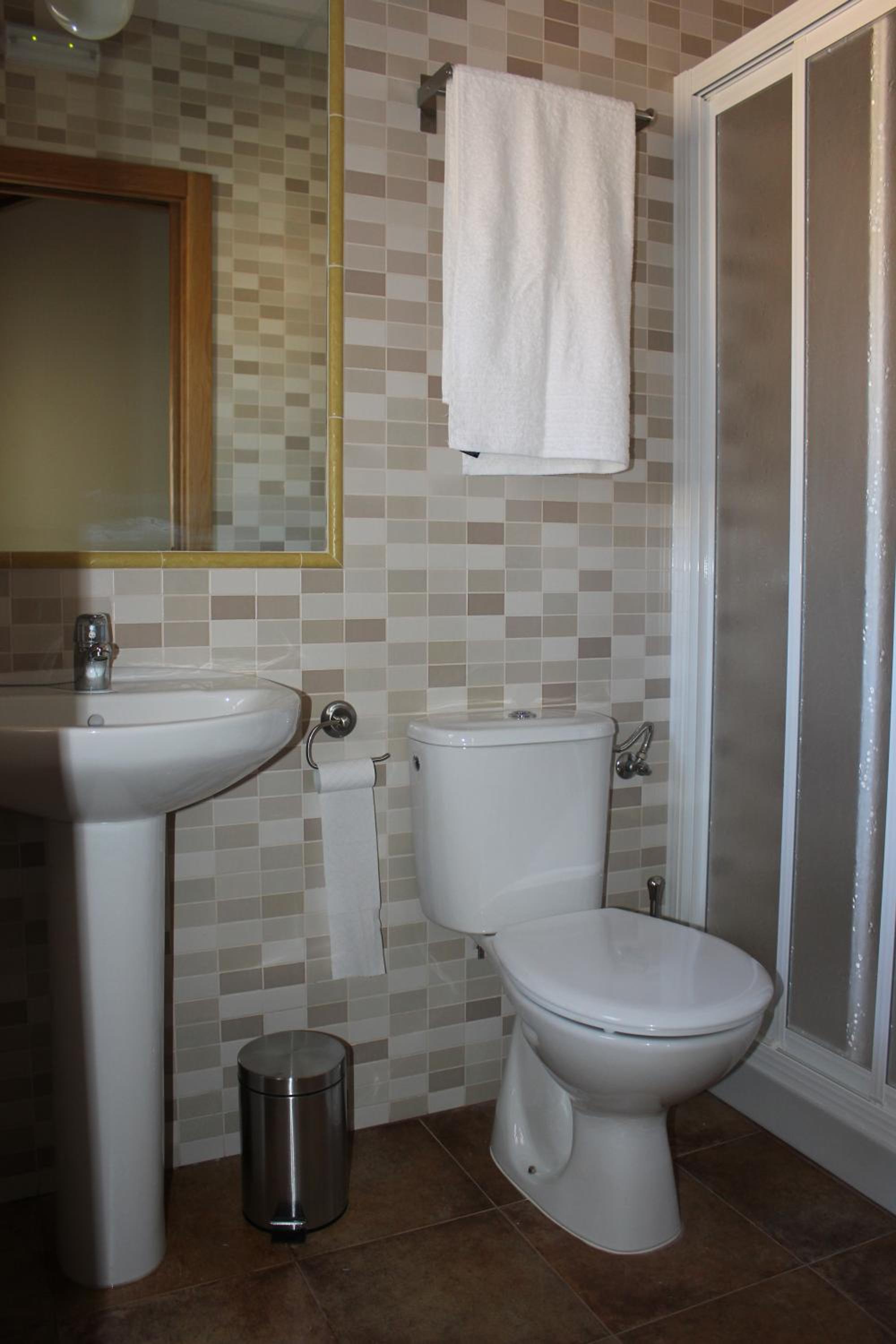 Single Room photo 3