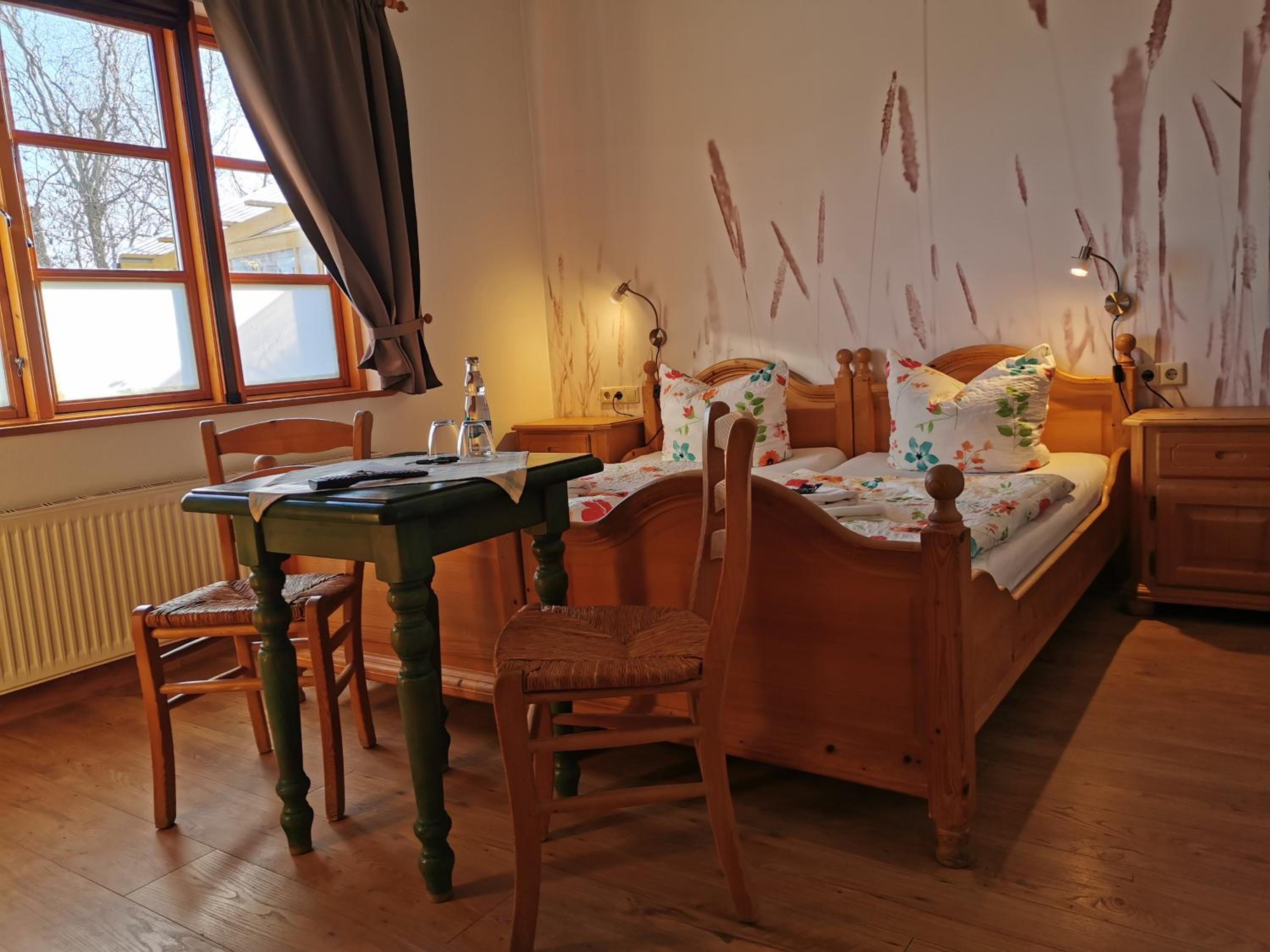 Double Room - Photo 5