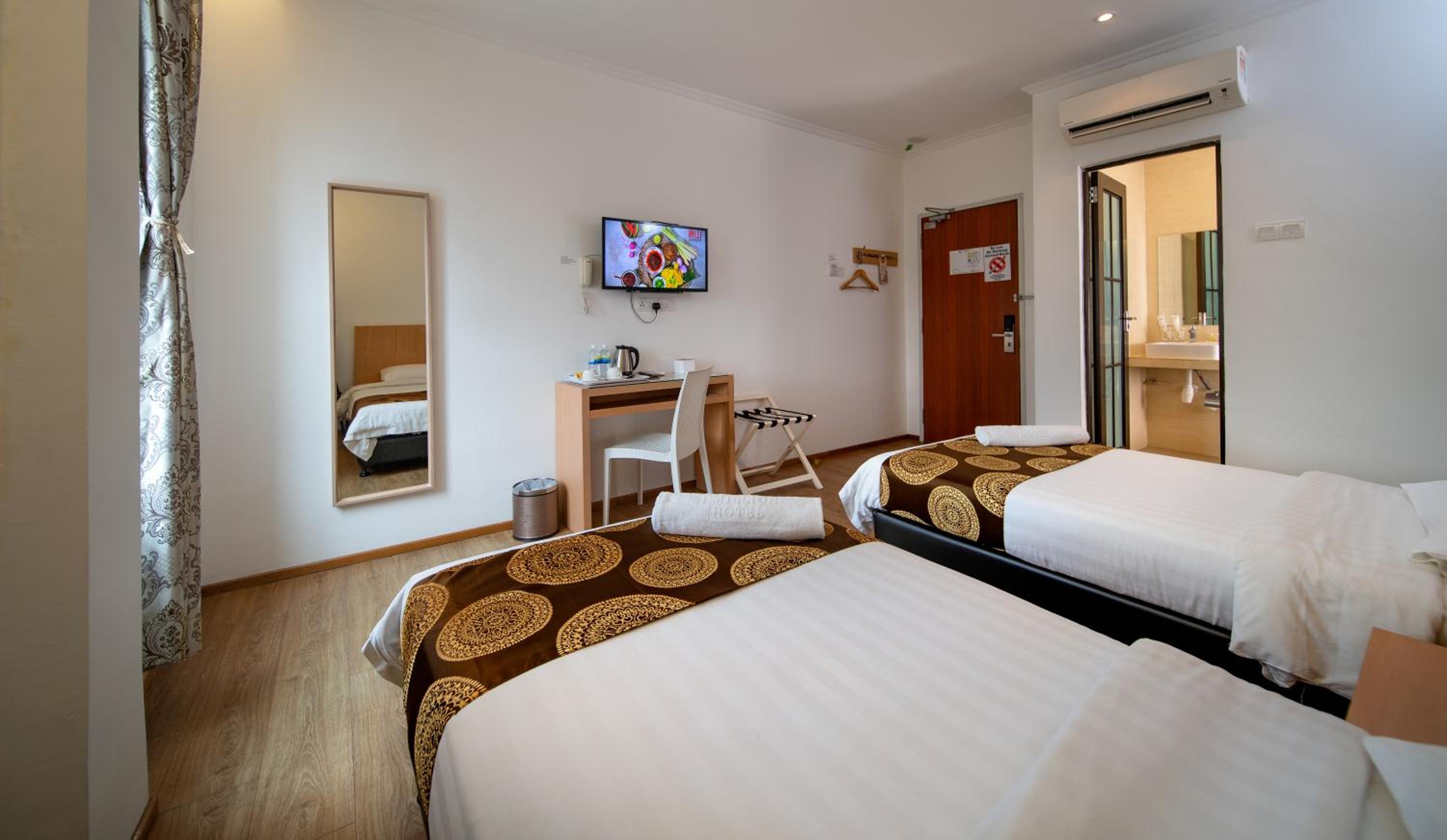 Superior Twin Room photo 3