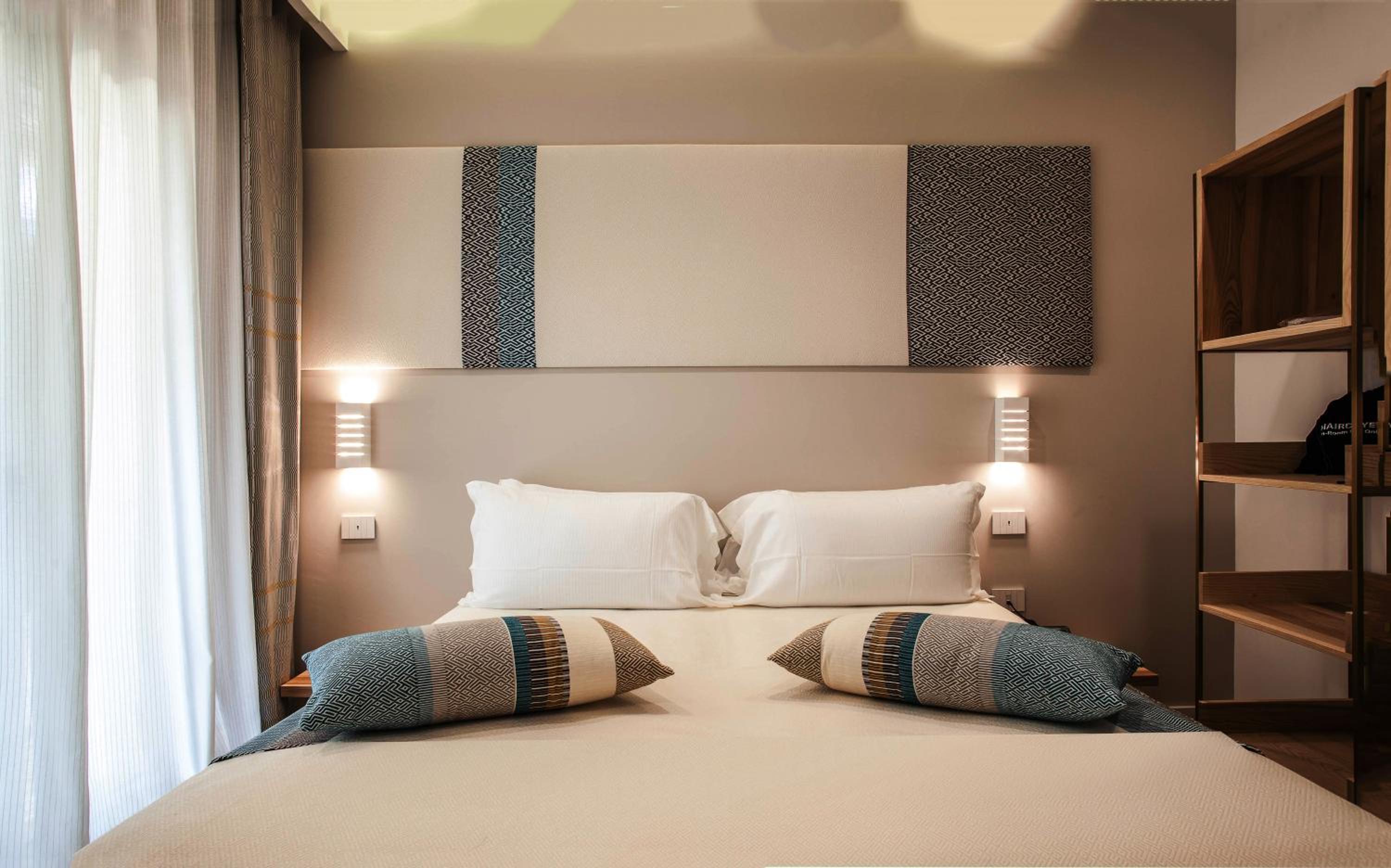 Standard Double Or Twin Room - Photo 1