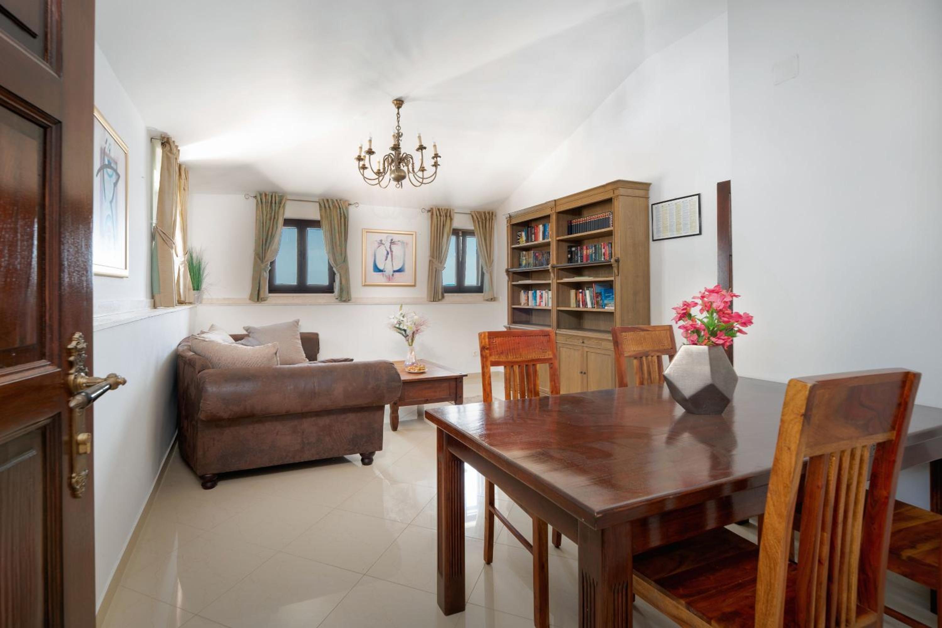 Superior Apartment photo 3