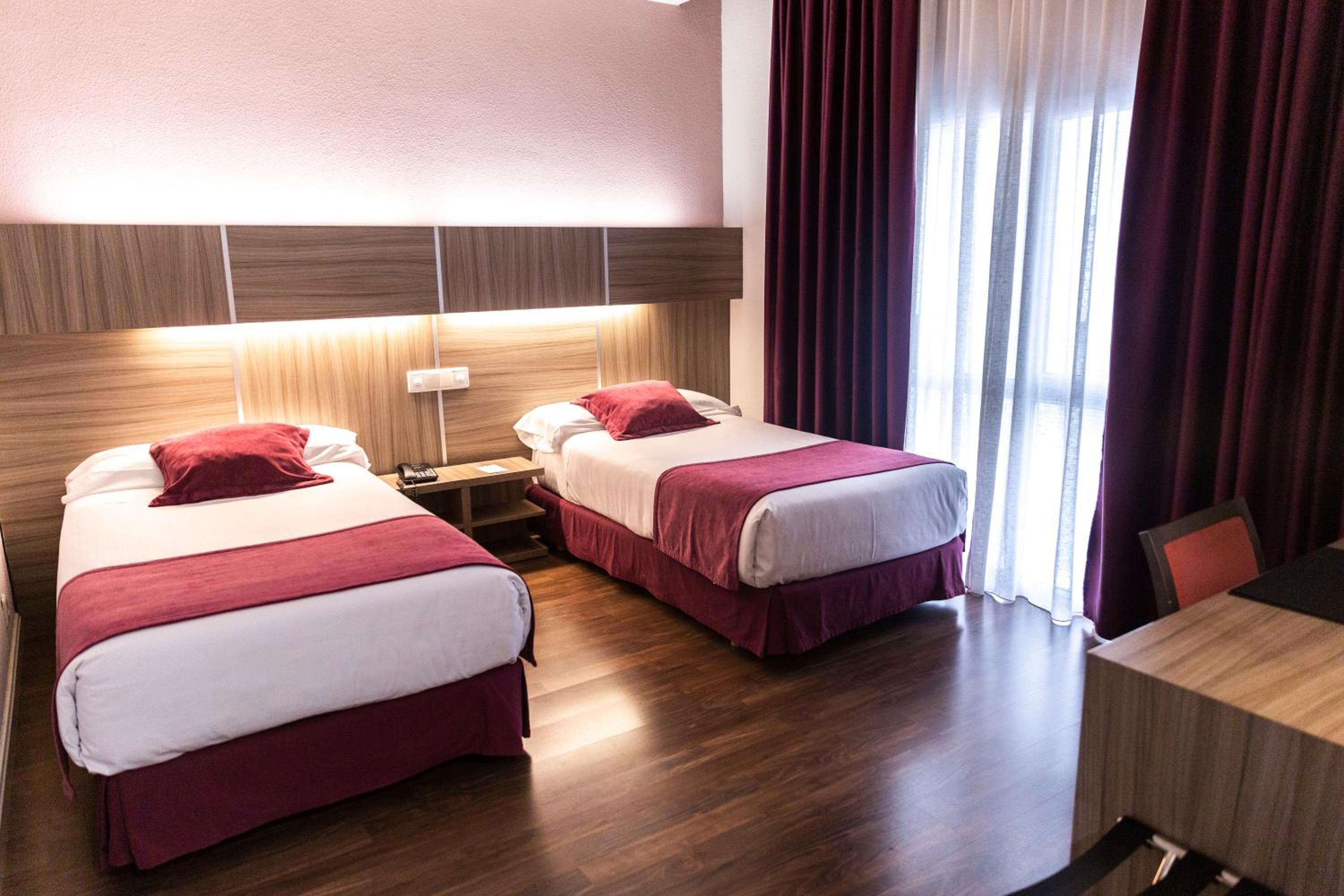 Double or Twin Room - Photo 1