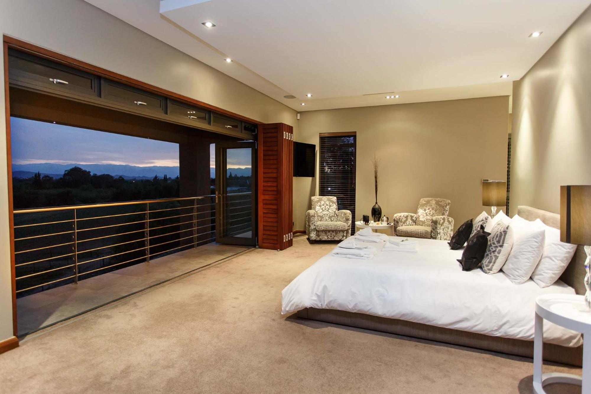 Executive Suite photo 1