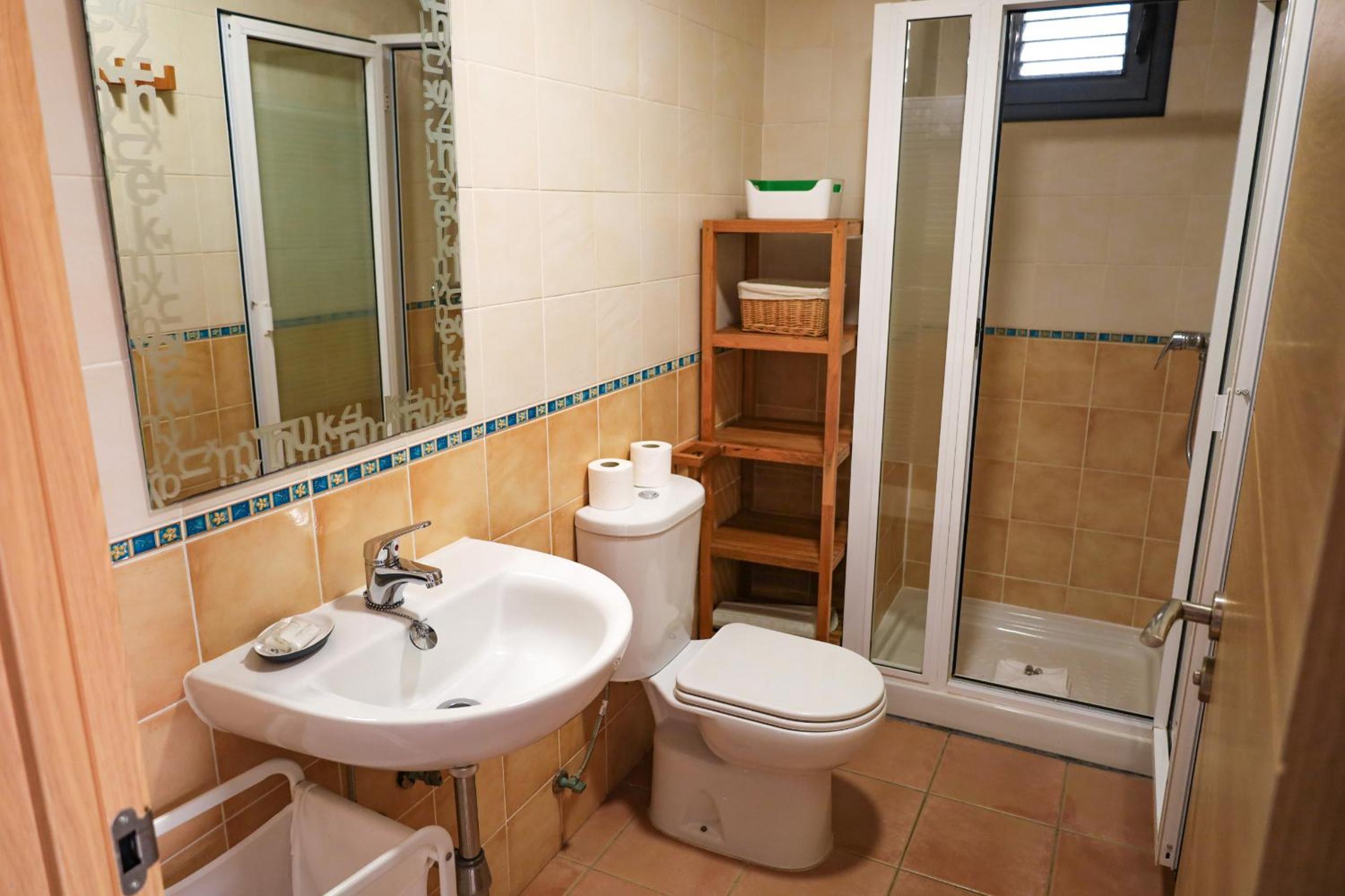 Apartment - Photo 38