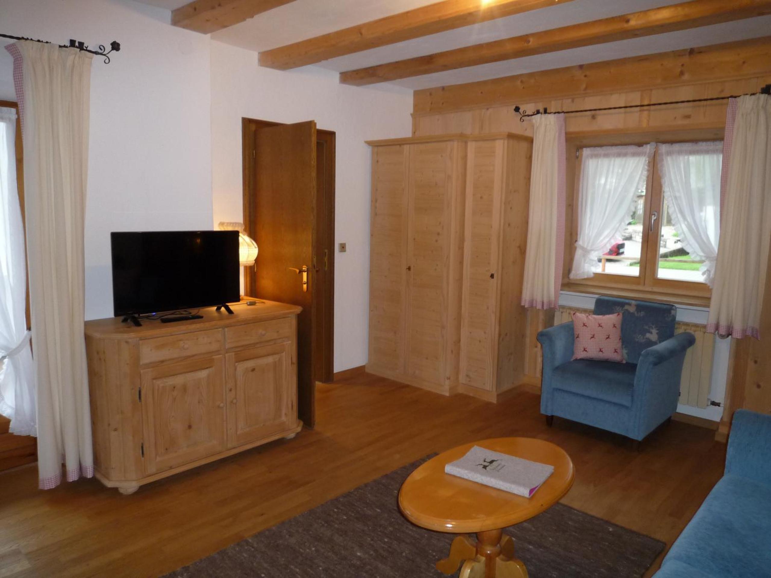Apartment Ground Floor with Terrace photo 3