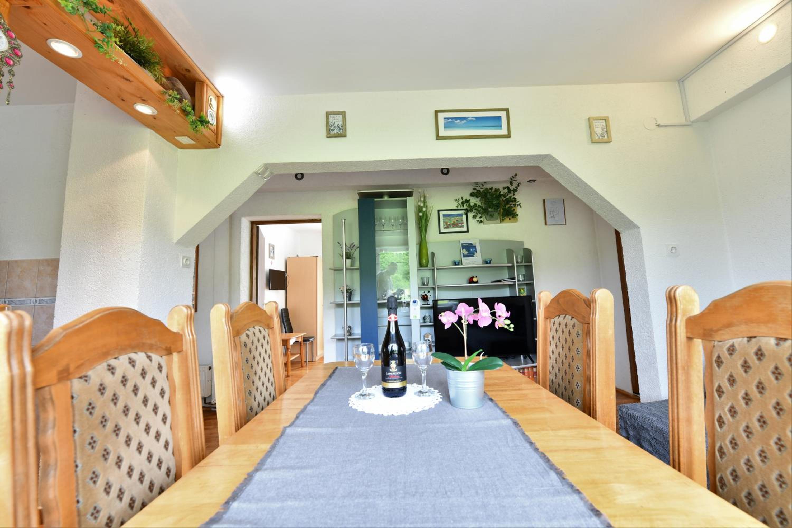 Two-Bedroom Apartment - Photo 25