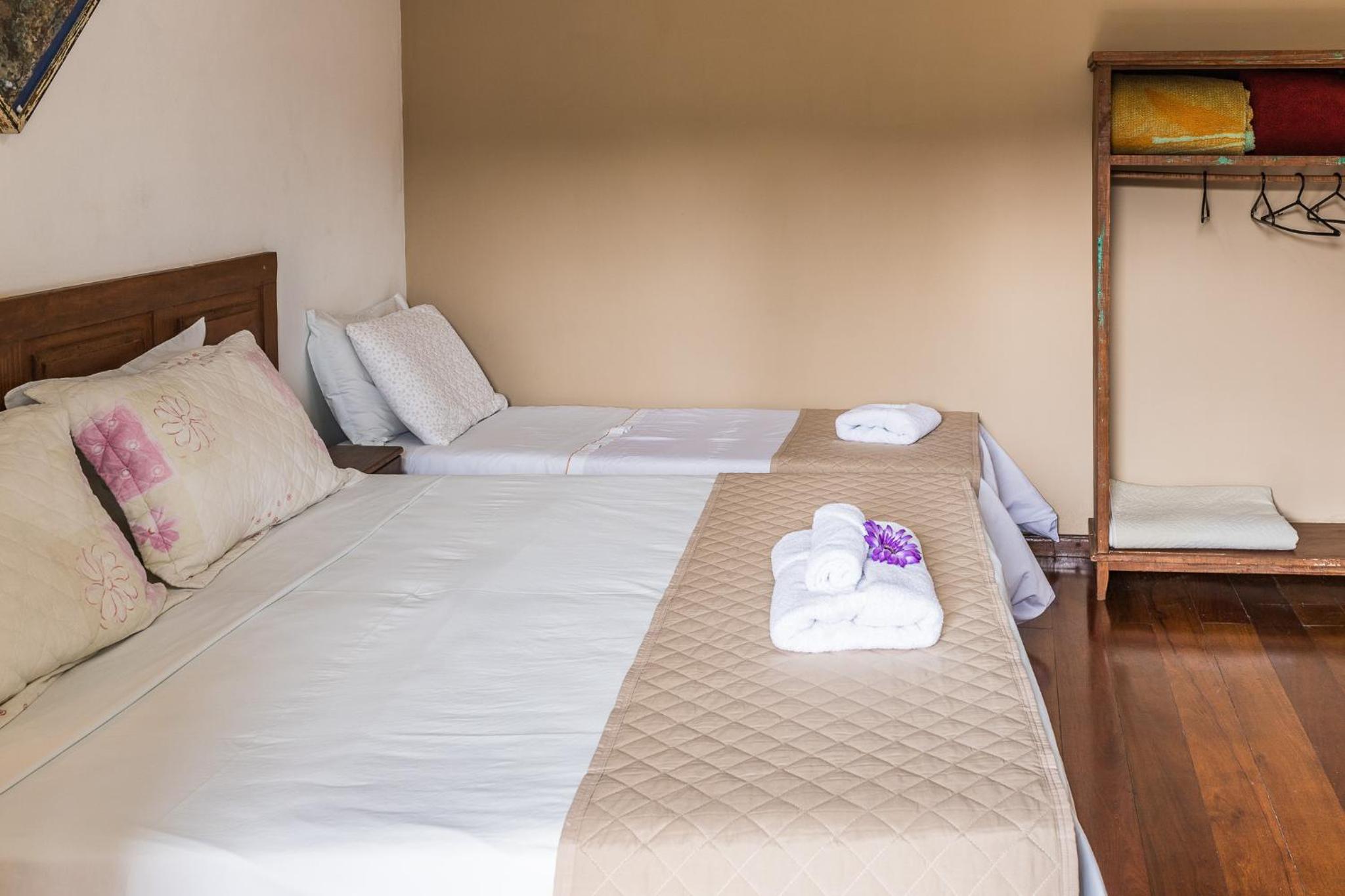 Quadruple Room - Photo 1
