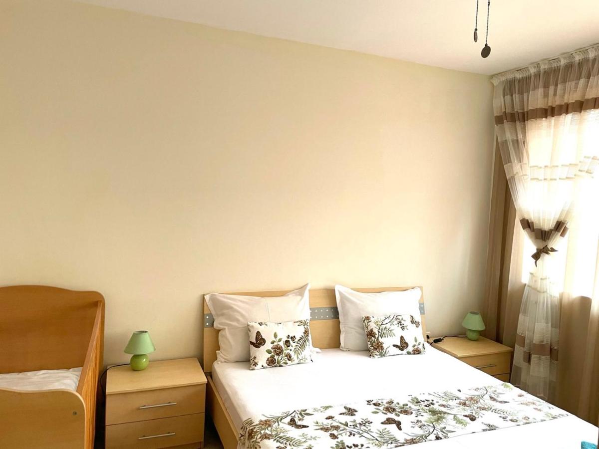 Apartment with Sea View - Photo 8