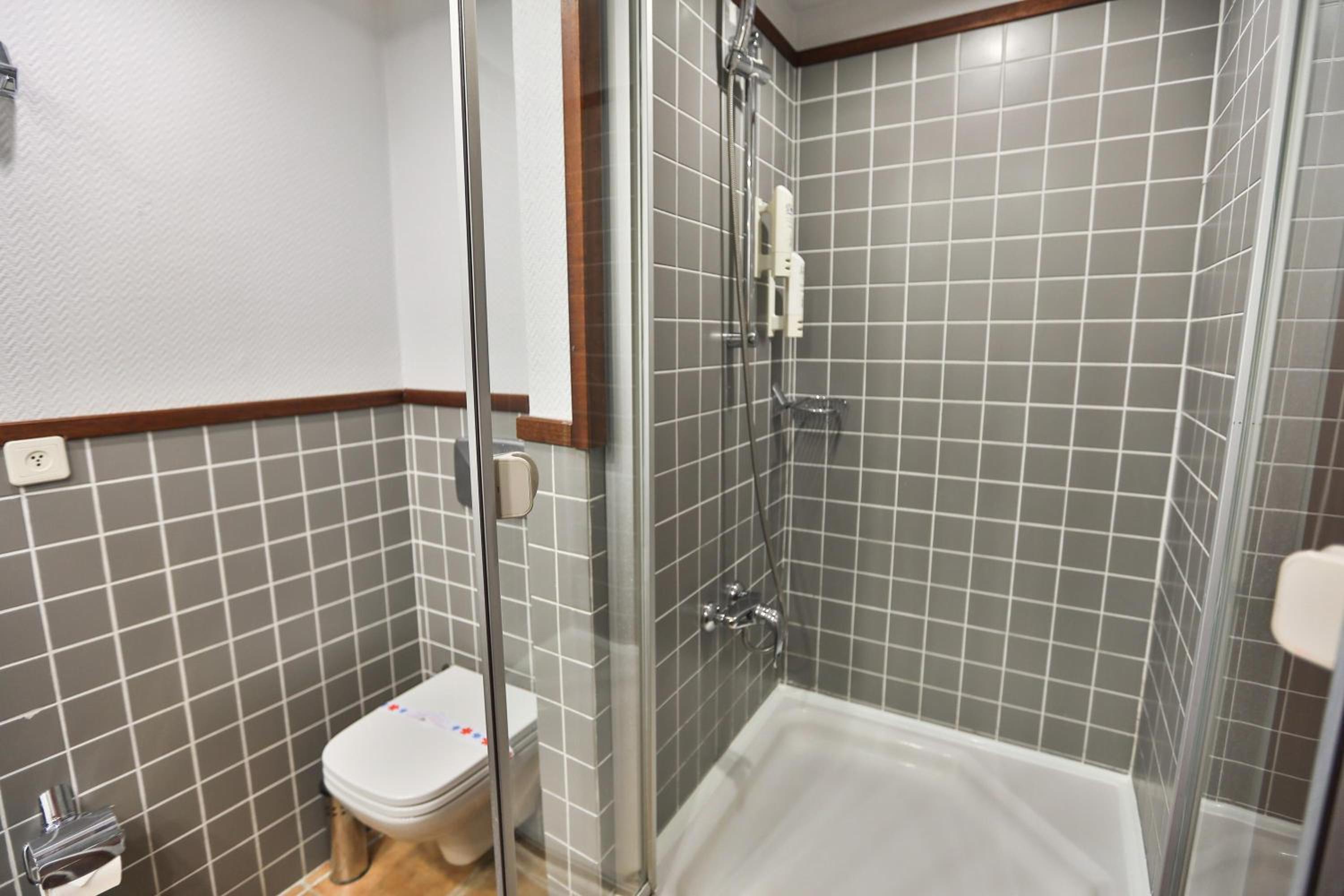 Suite with Garden View photo 3