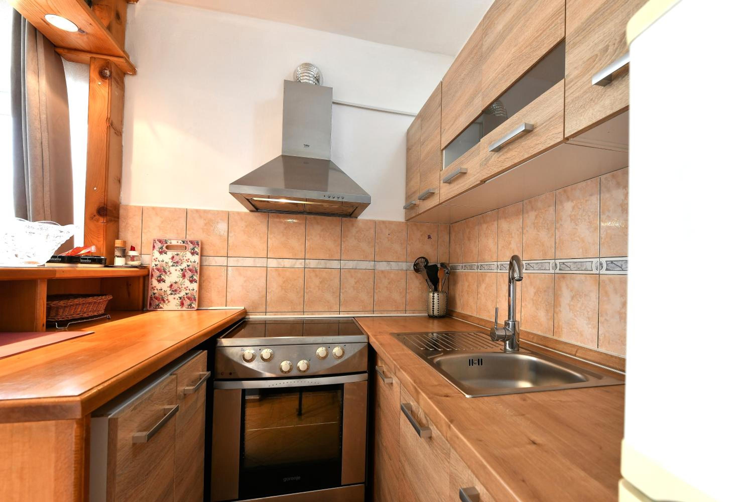 Two-Bedroom Apartment - Photo 12