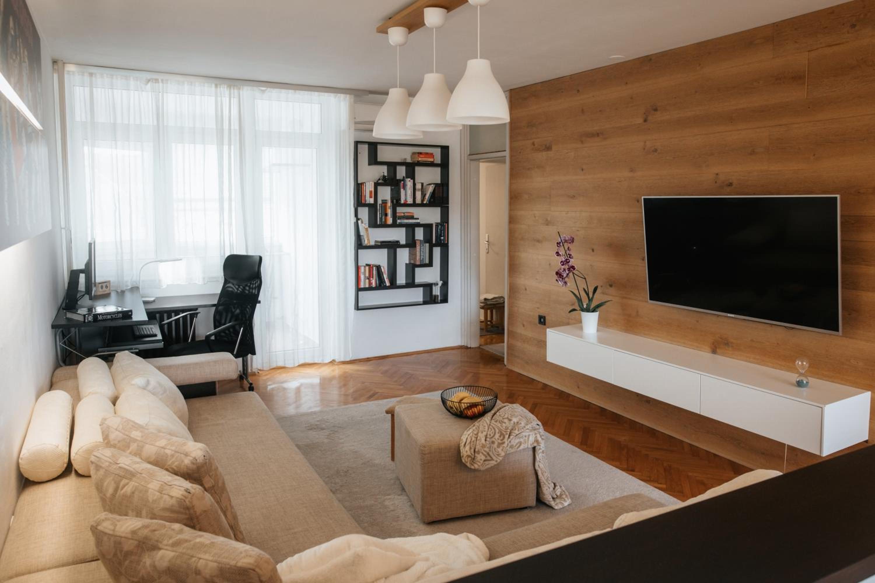 Three-Bedroom Apartment with Water View photo 1