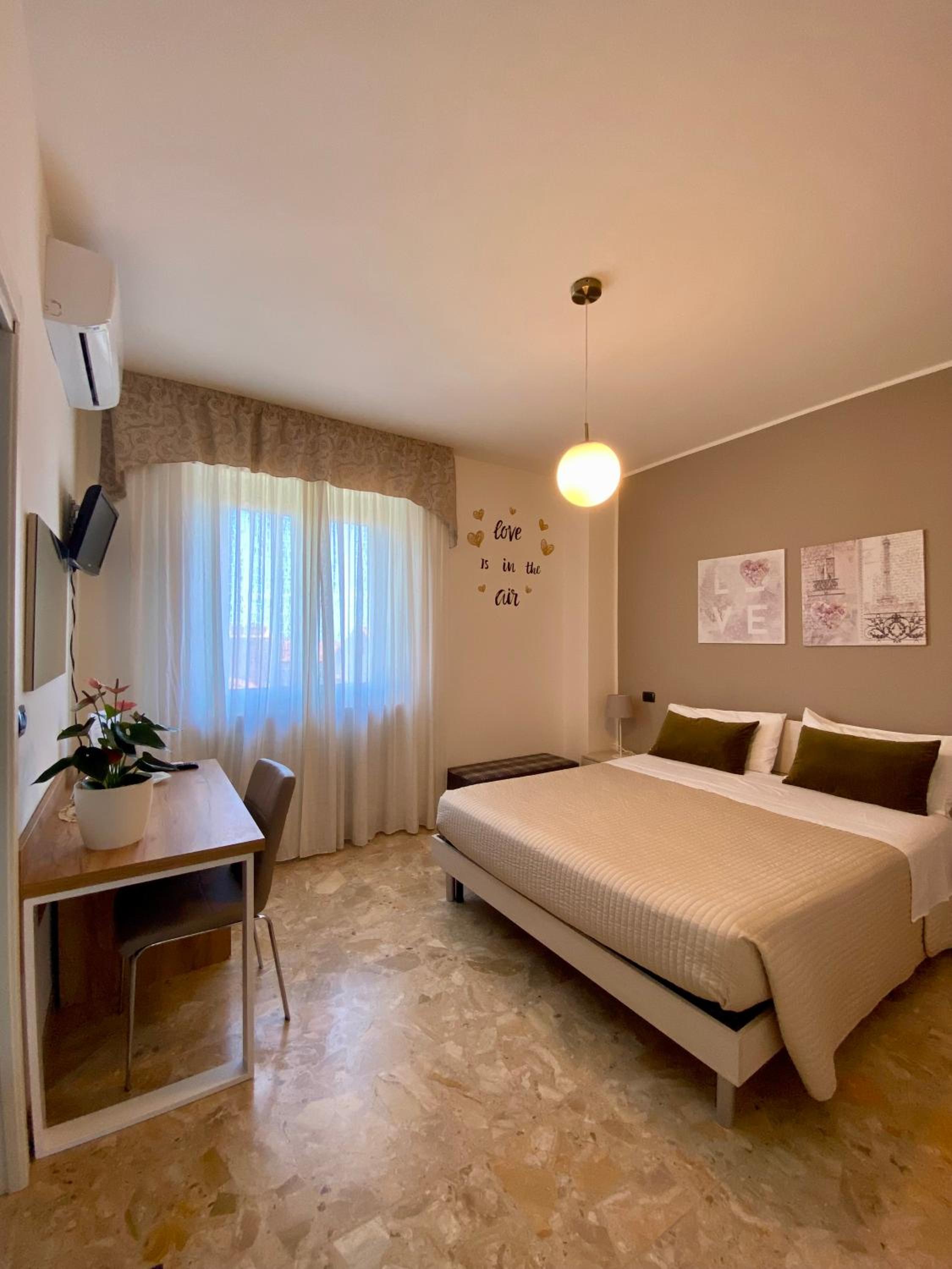 Double Or Twin Room With Private Bathroom