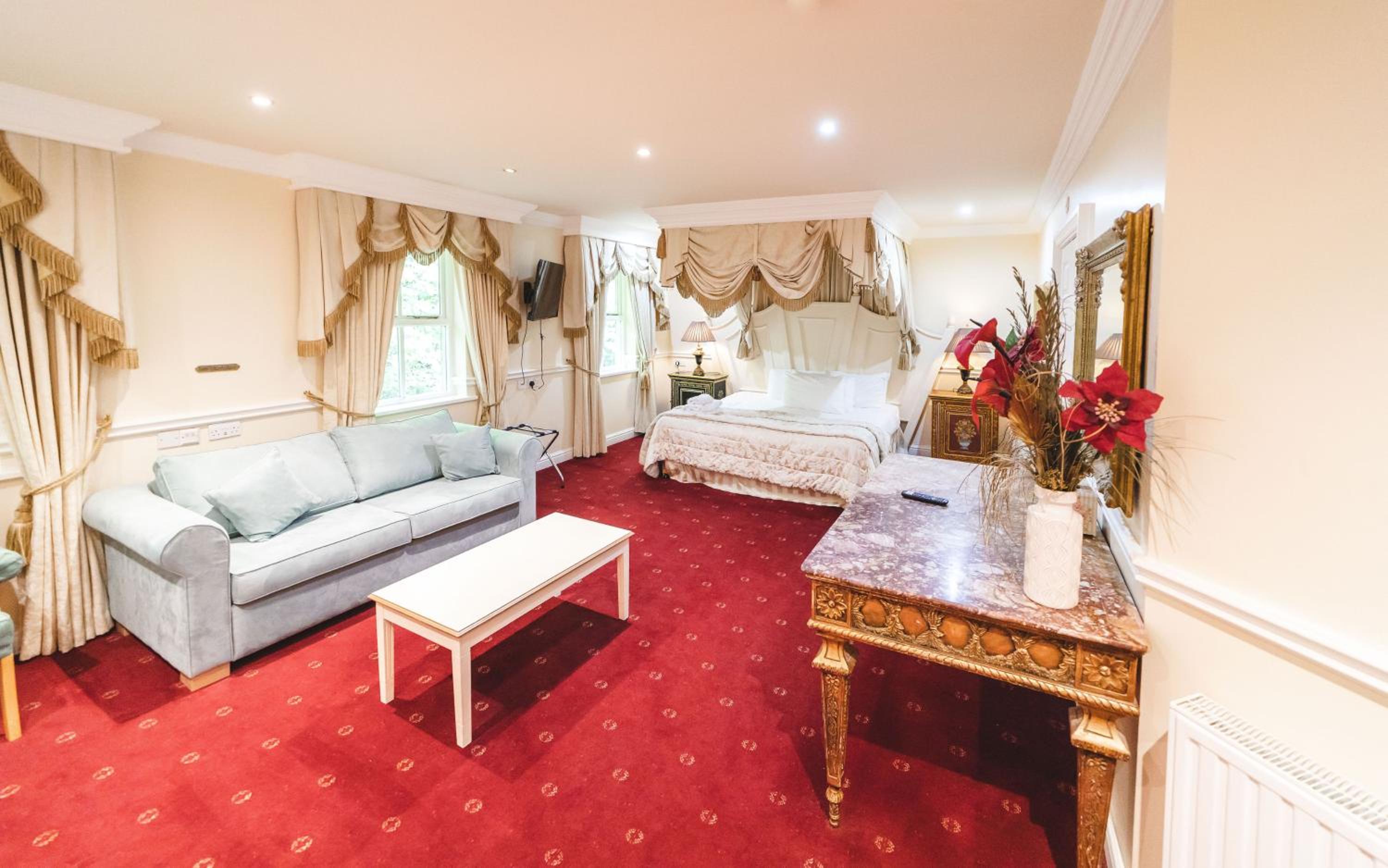 Family Room photo 1