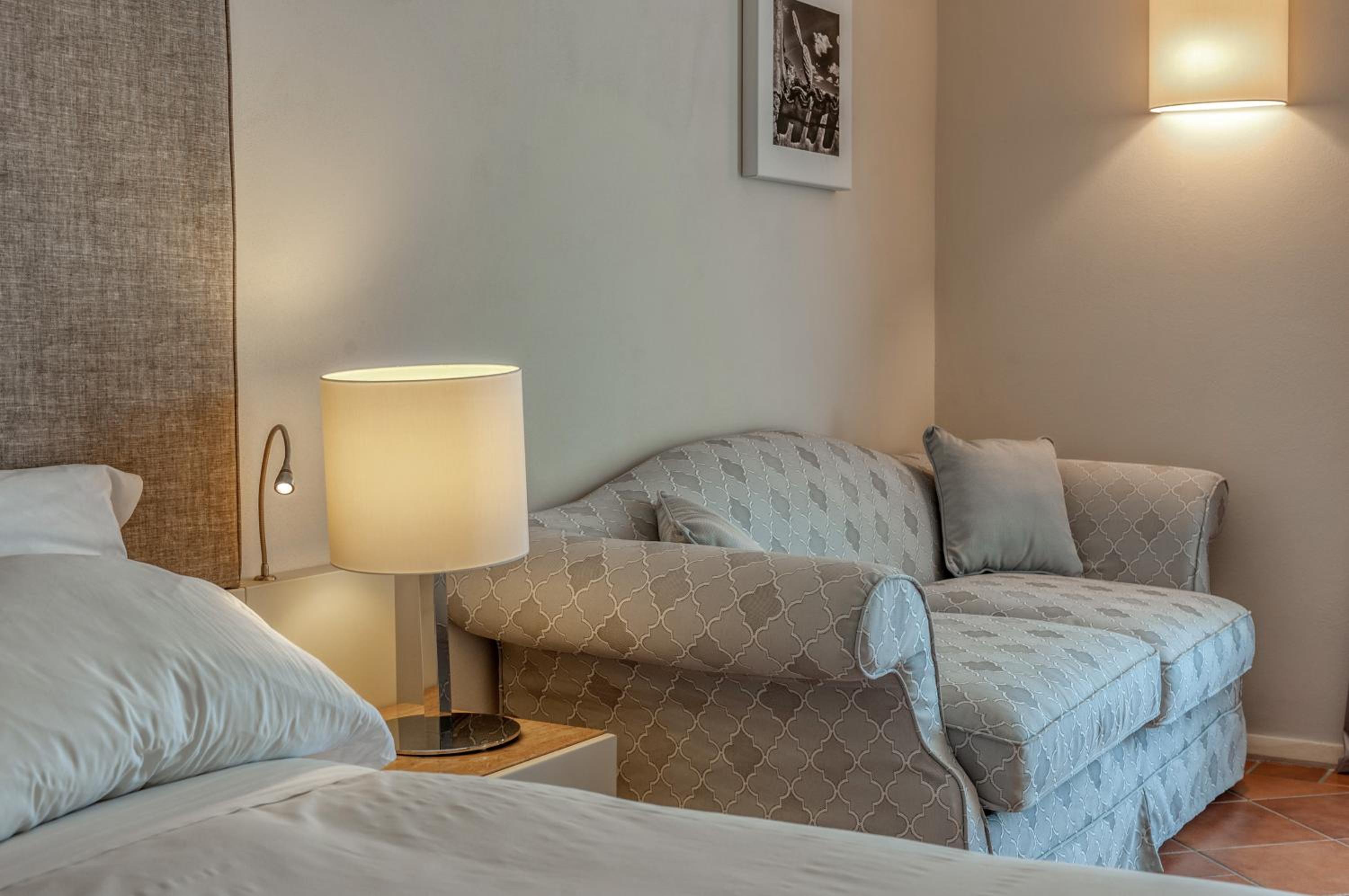 Deluxe Quadruple Room - Photo 1
