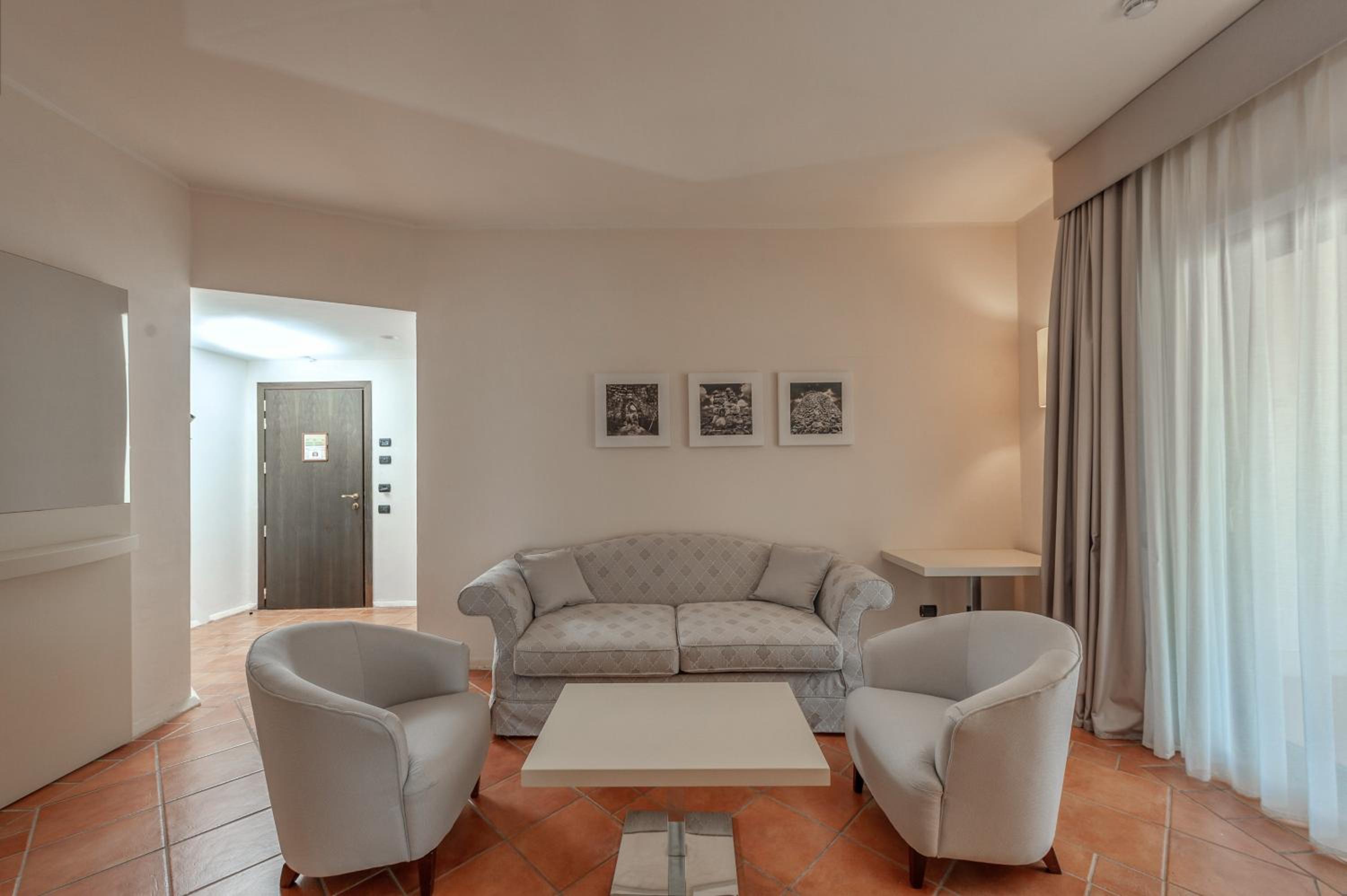 Family Junior Suite - Photo 1
