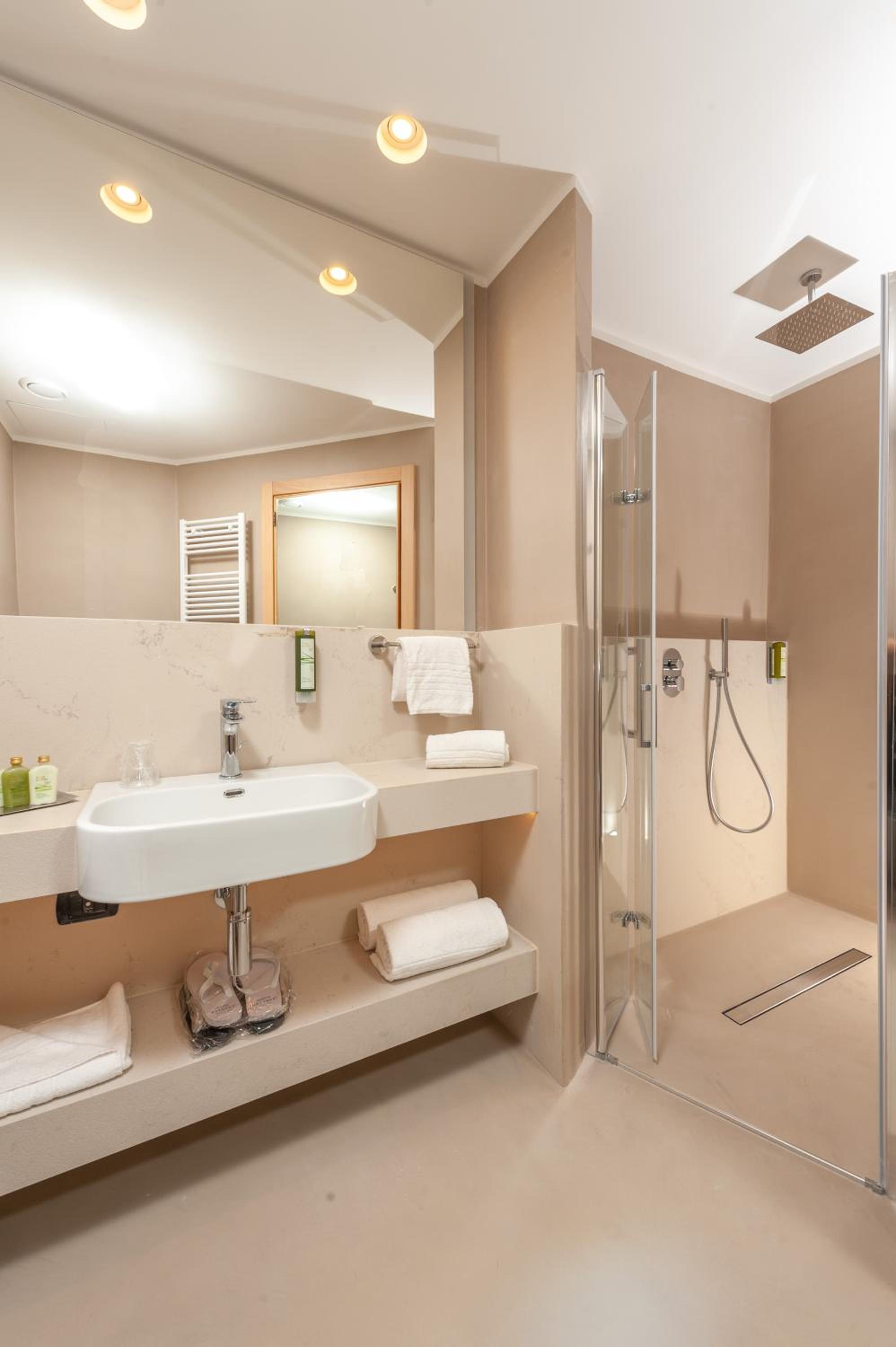 Family Junior Suite - Photo 5