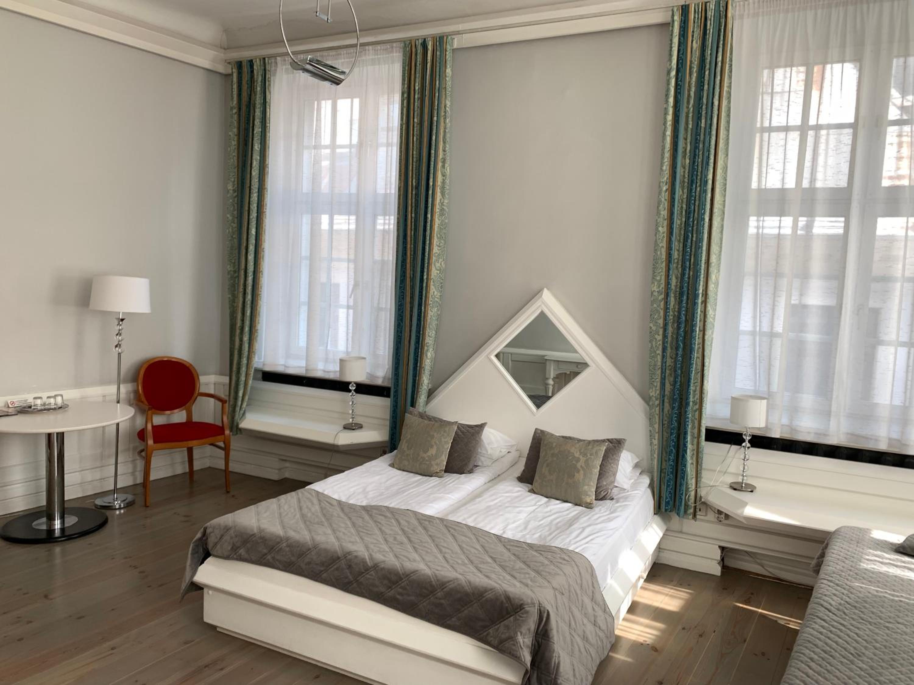 Superior Double Room - Photo 9