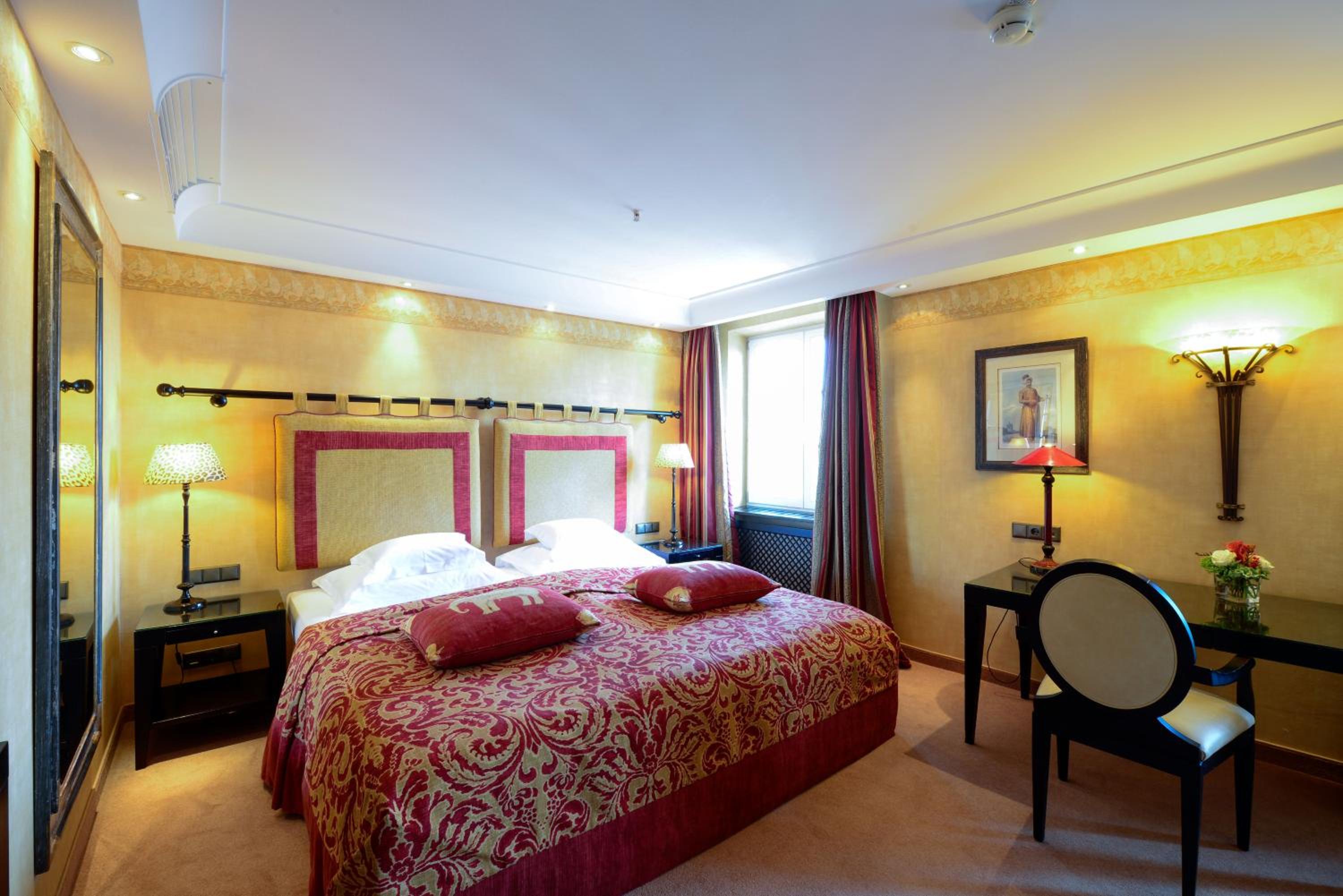 Deluxe Double Room photo 2