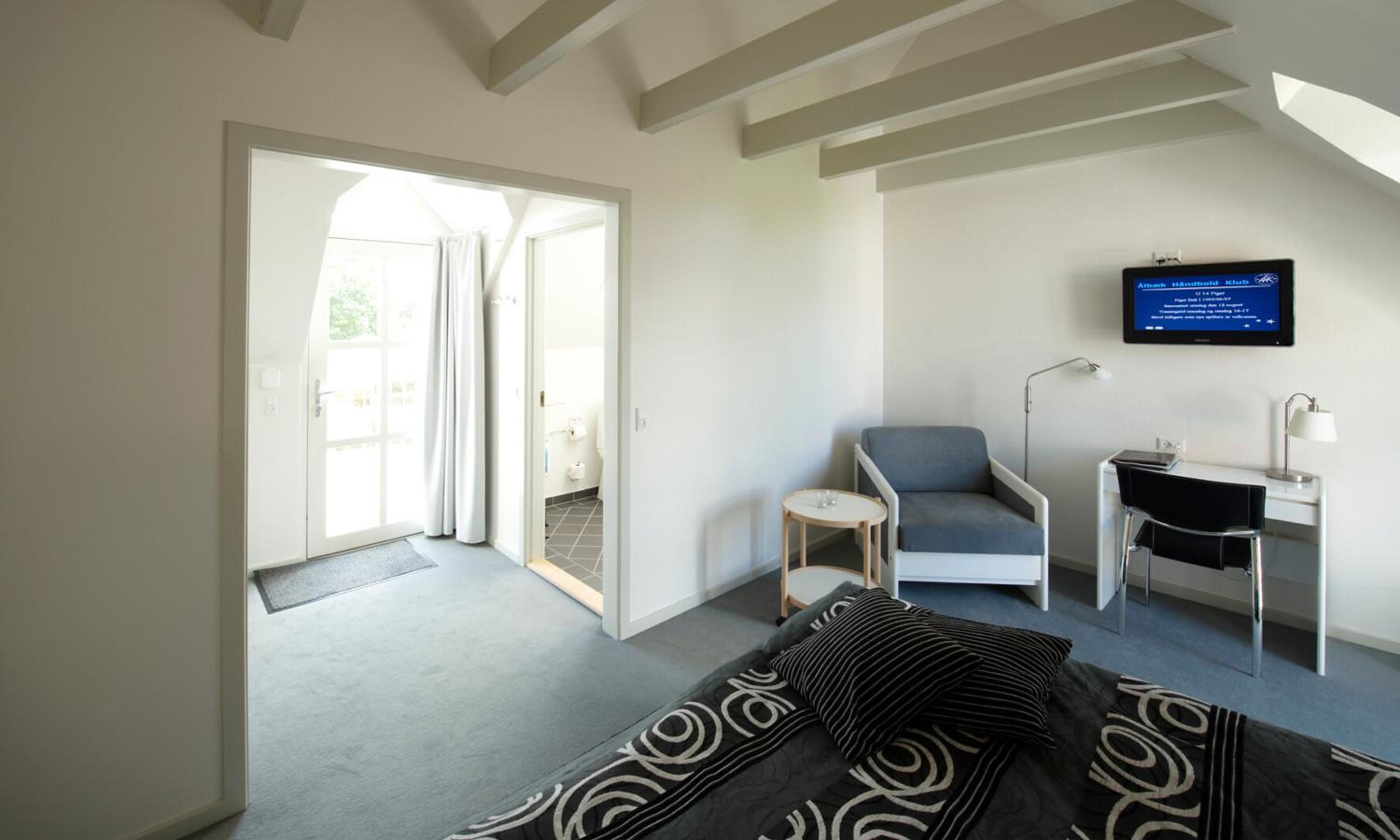 Superior Double Room - Photo 2