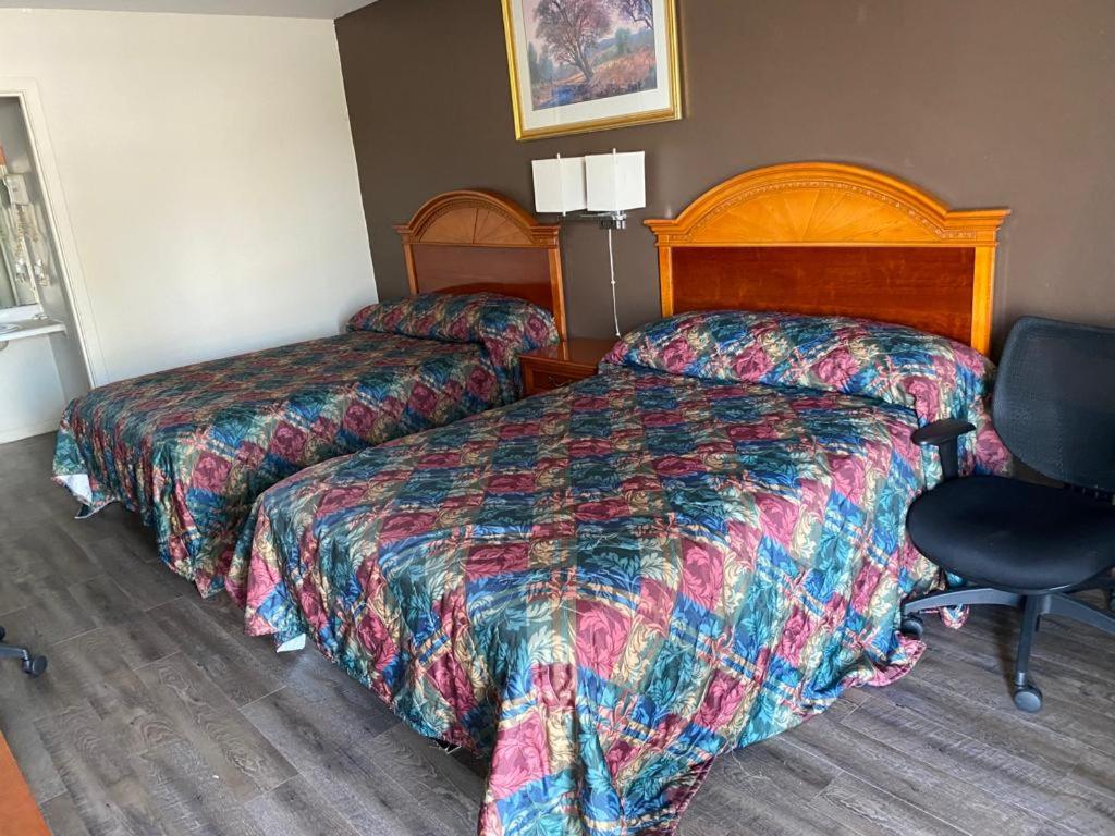 Deluxe Double or Twin Room - Photo 9