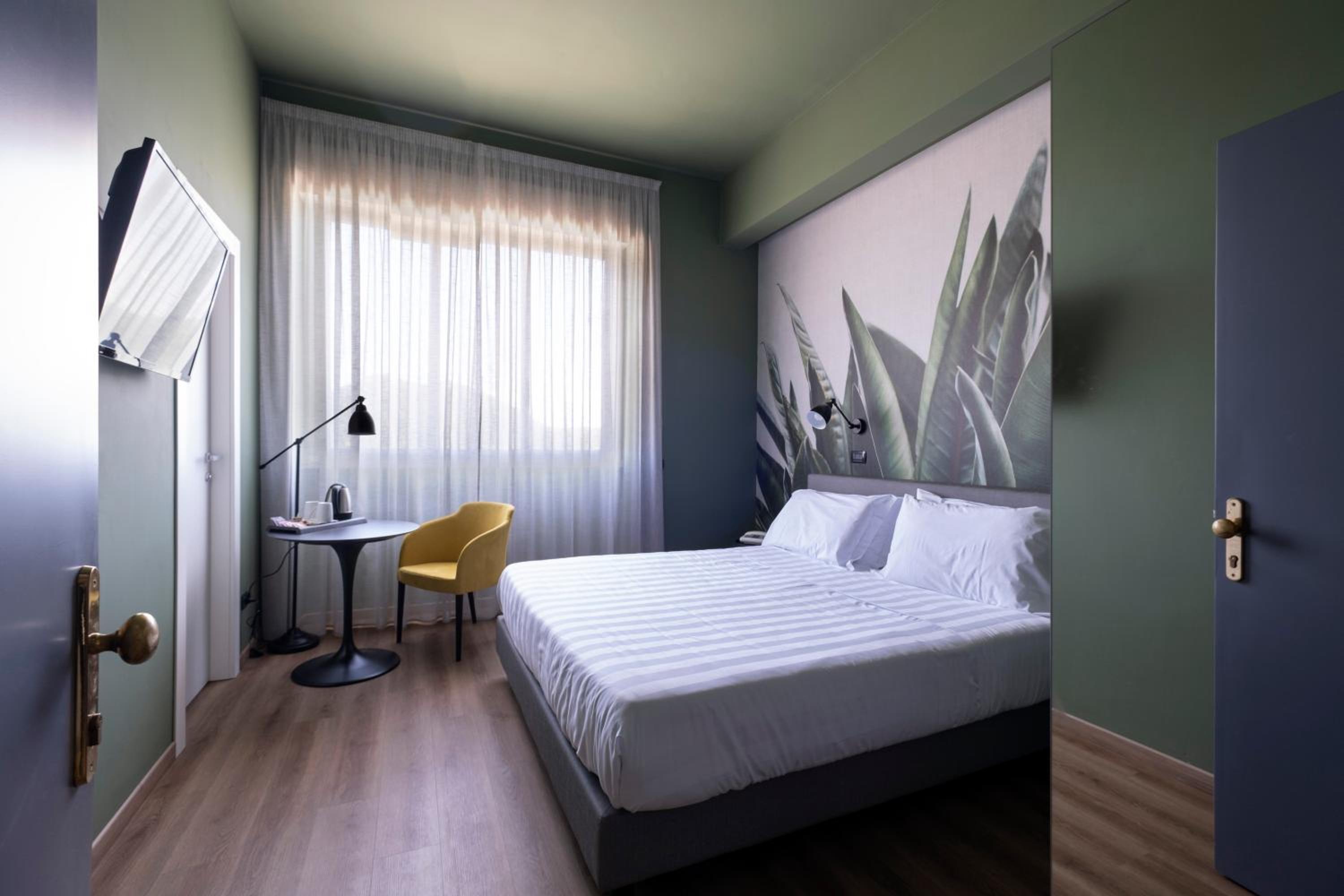 King Room With Lake View