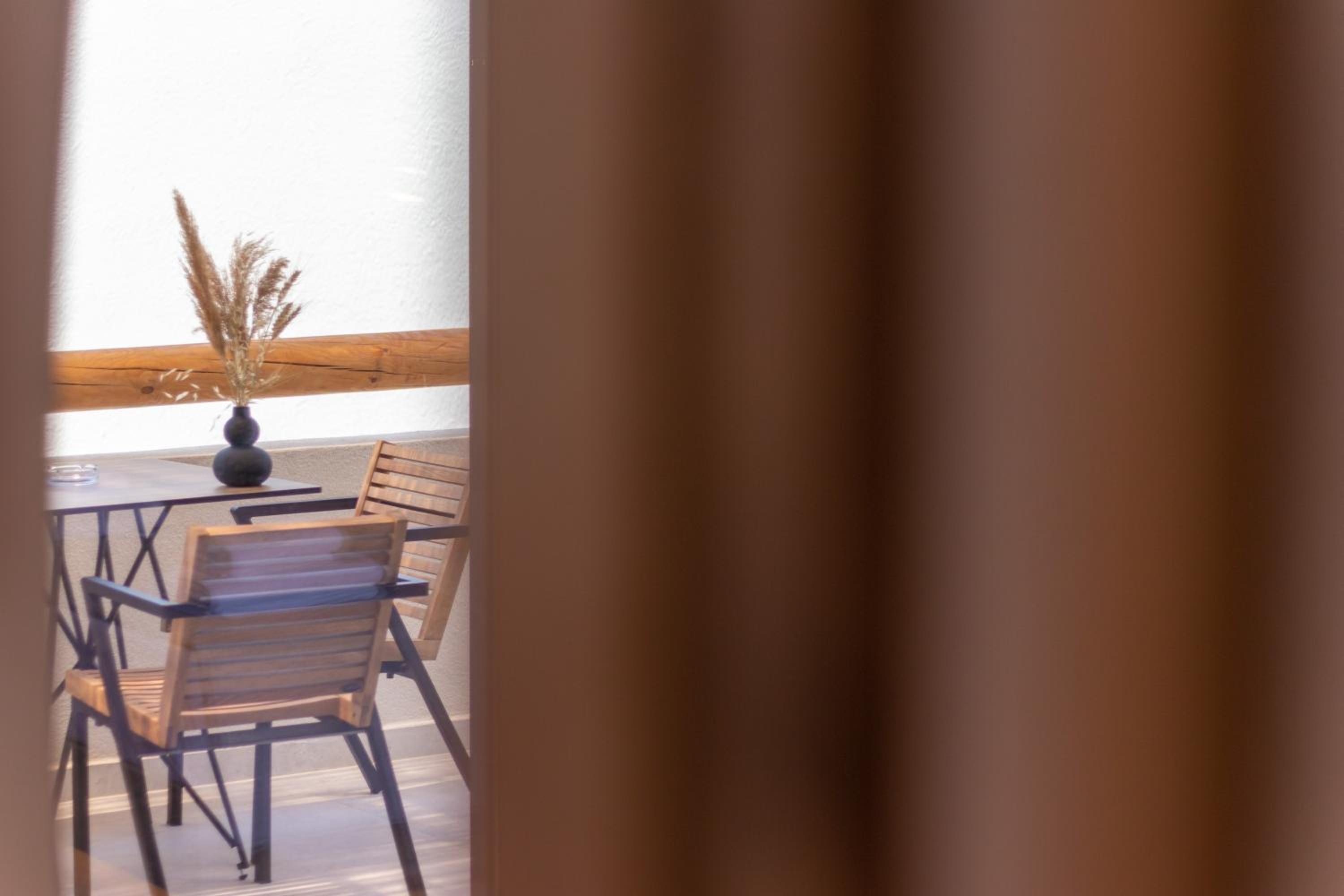One-Bedroom Apartment - Photo 20