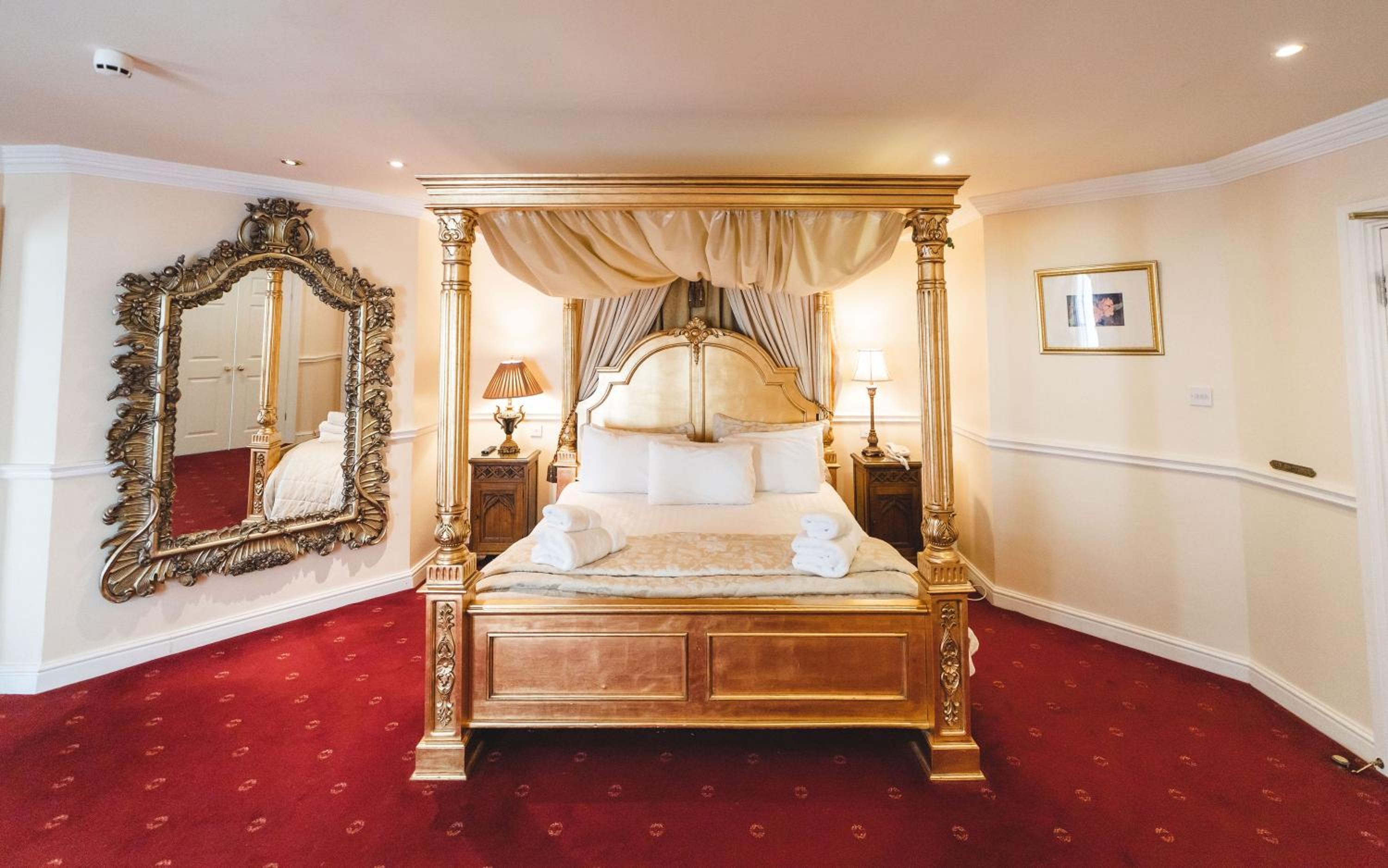 Broughton Suite photo 3