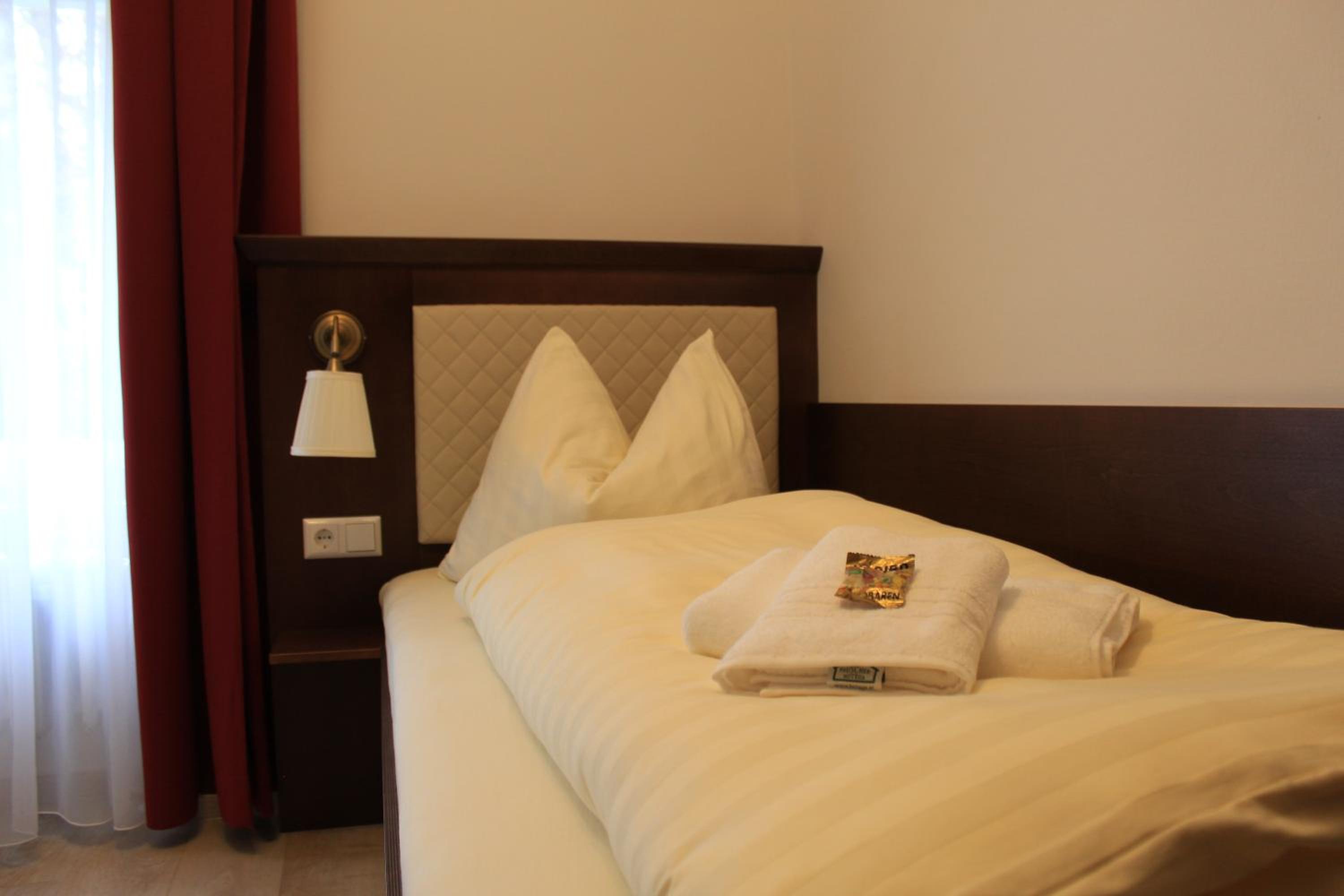 Standard Single Room