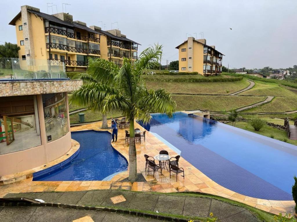 Apartment with Pool View  - Photo 16
