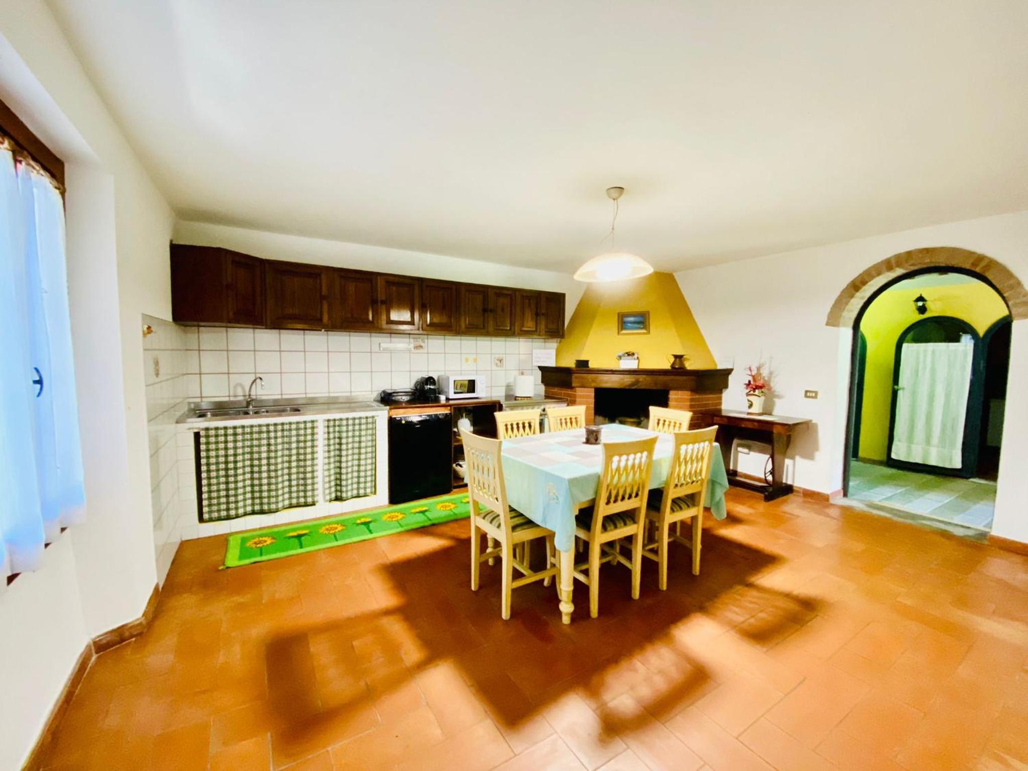 Three-Bedroom House photo 3