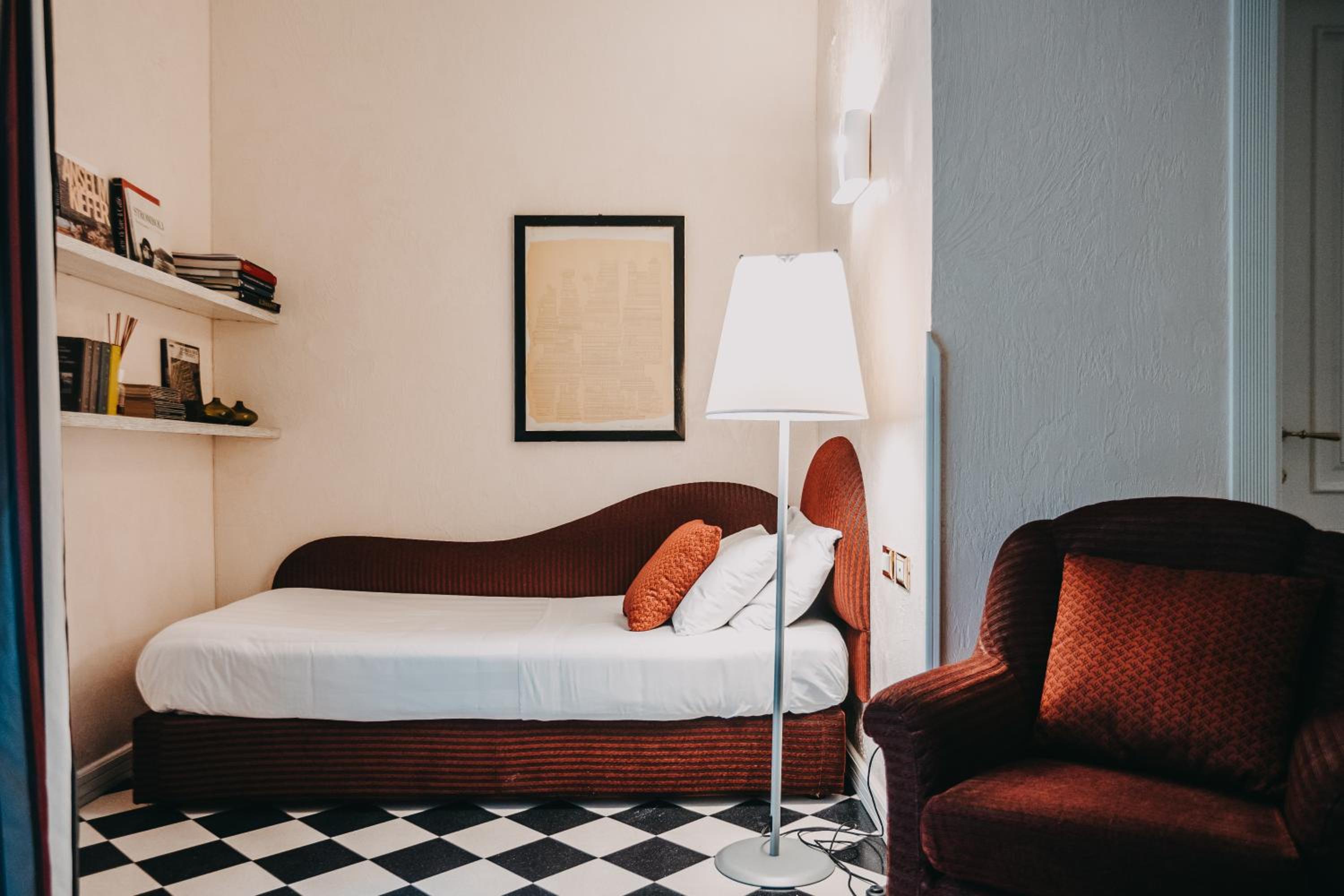 Single Room photo 2