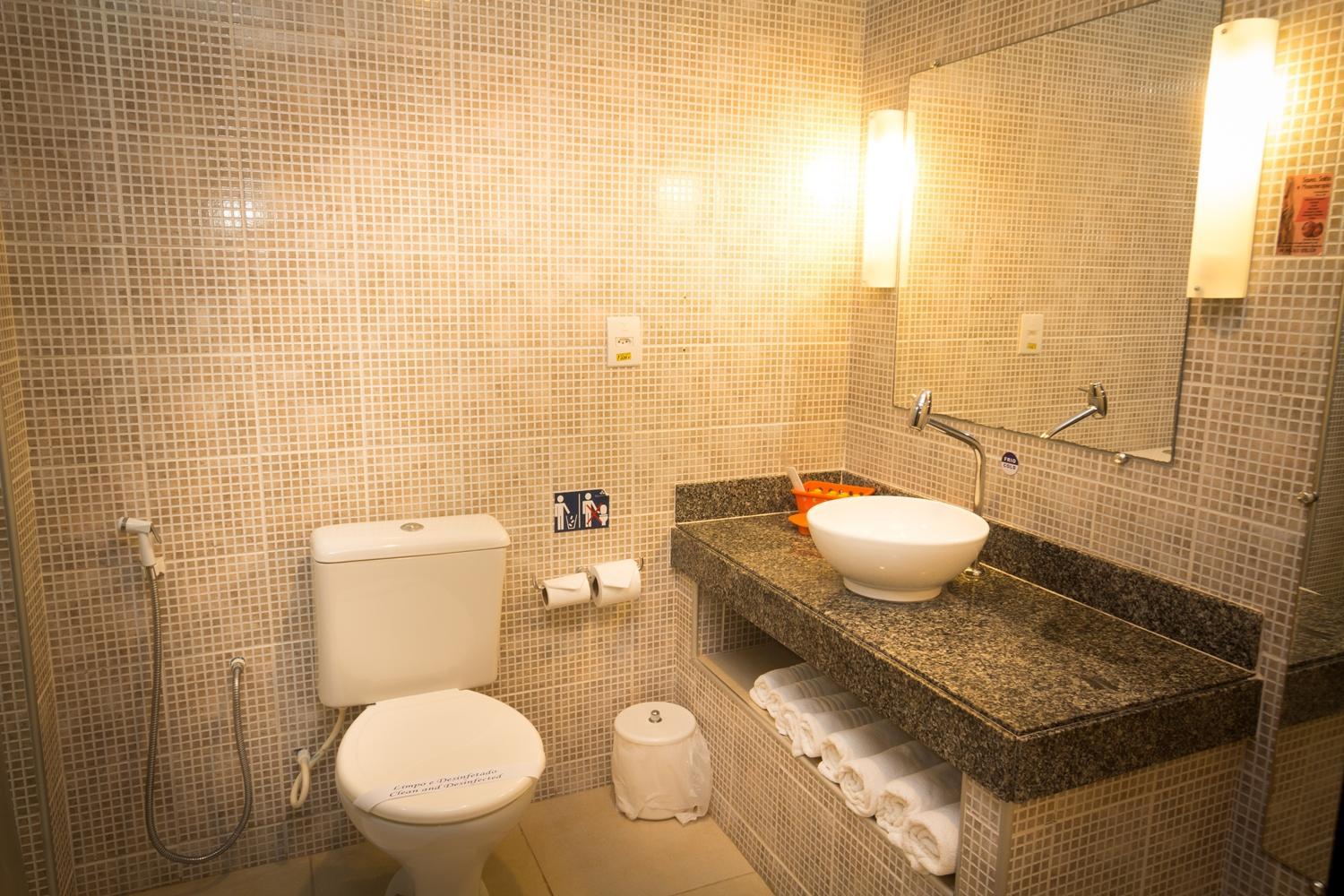 Budget Triple Room - Photo 13