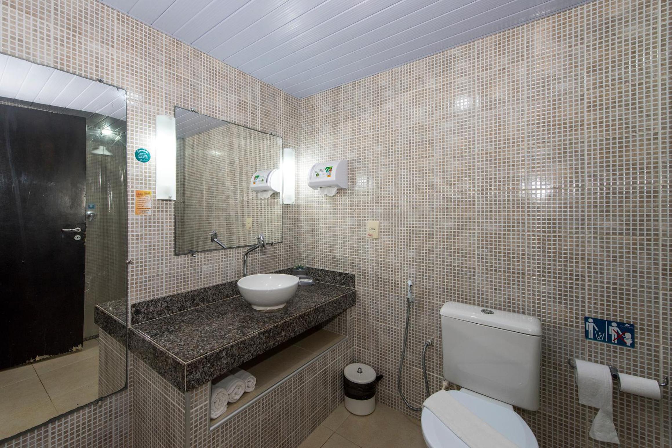 Budget Triple Room - Photo 8