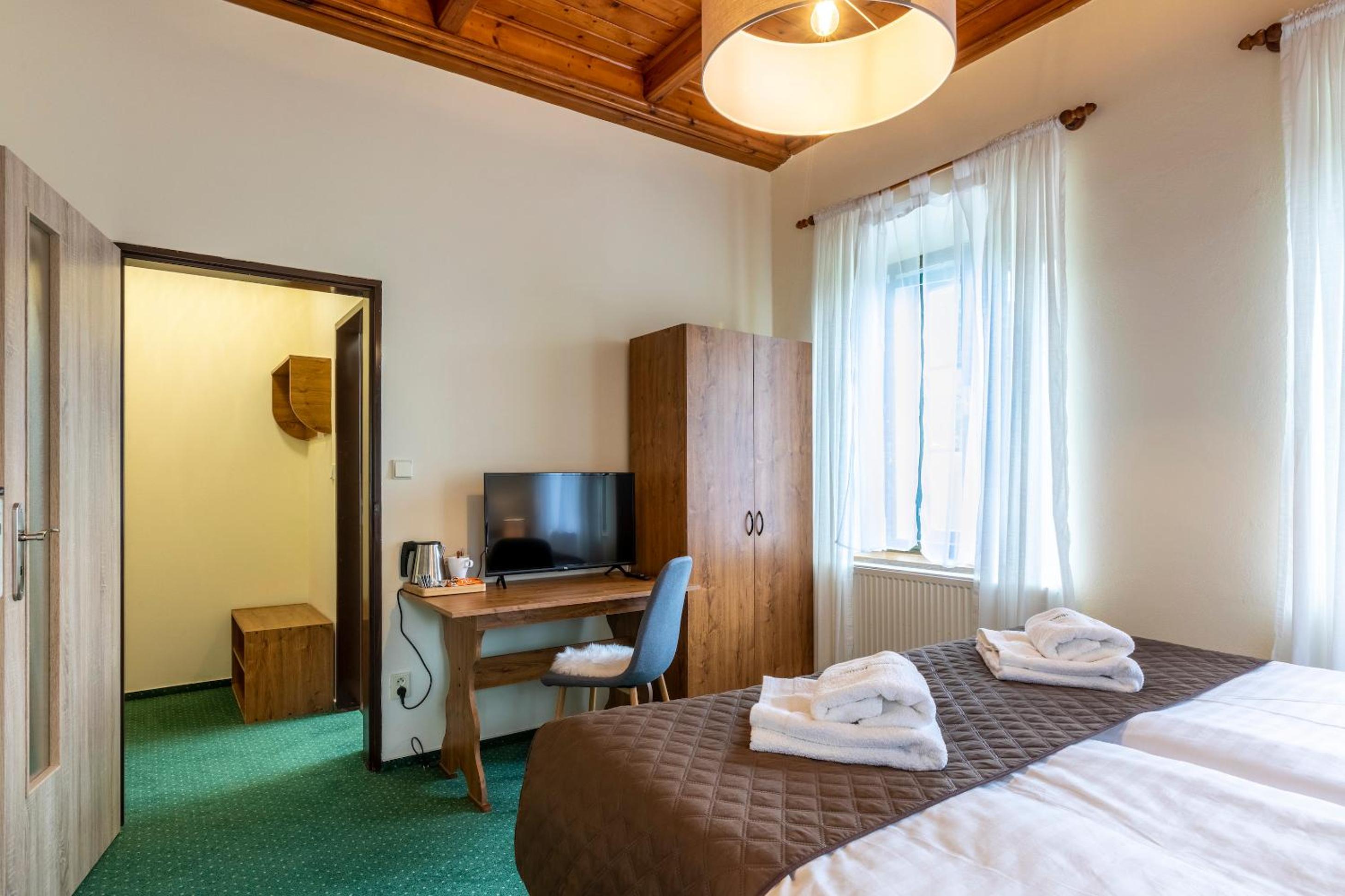Standard Quadruple Room photo 2