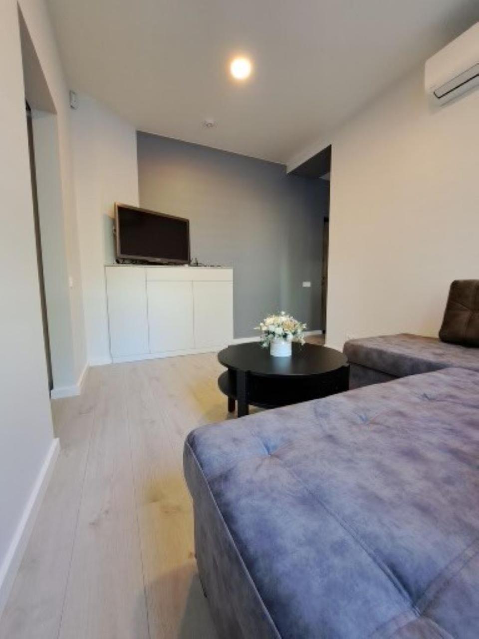 One-Bedroom Apartment - Photo 13