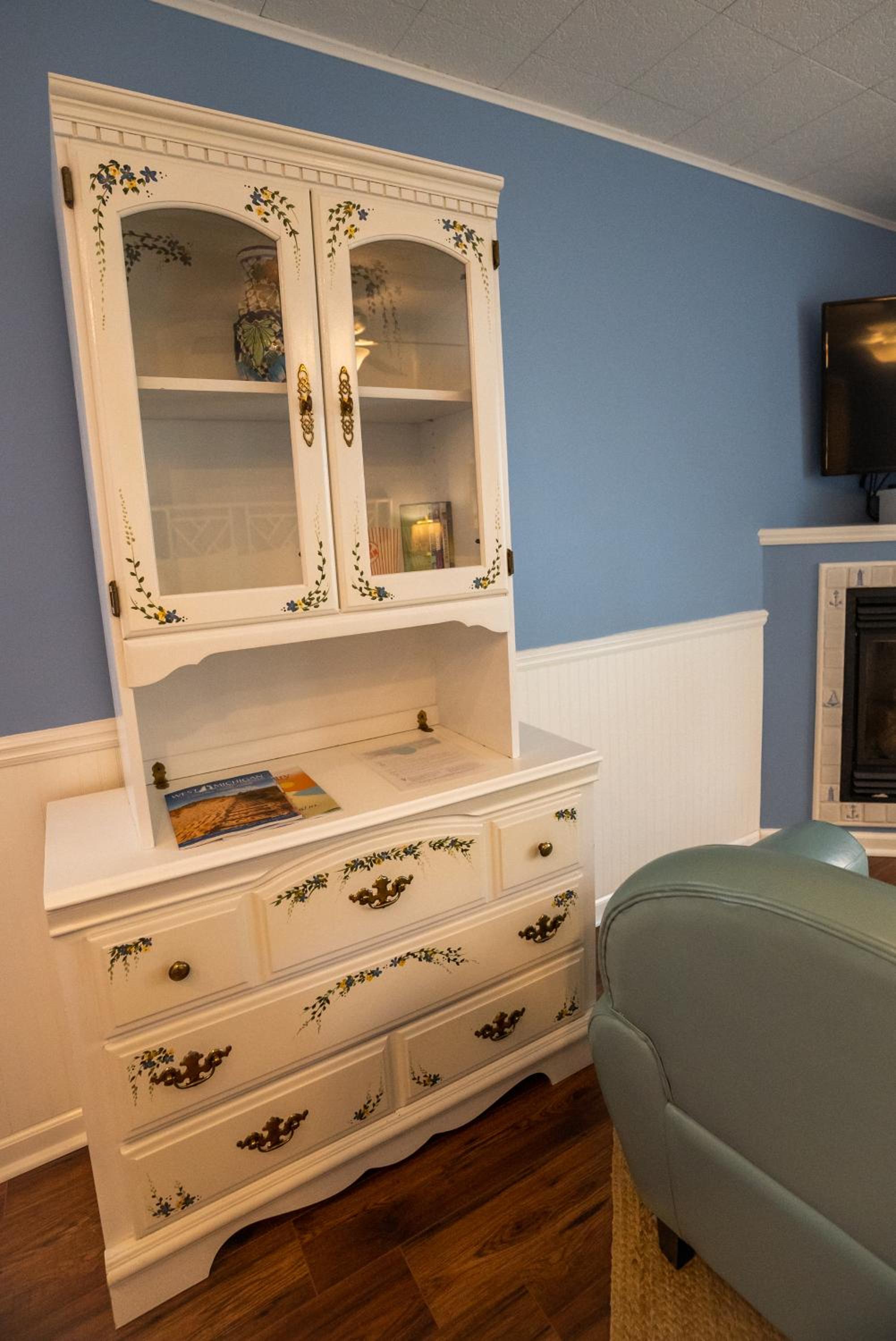 Deluxe Suite with Spa Bath photo 3