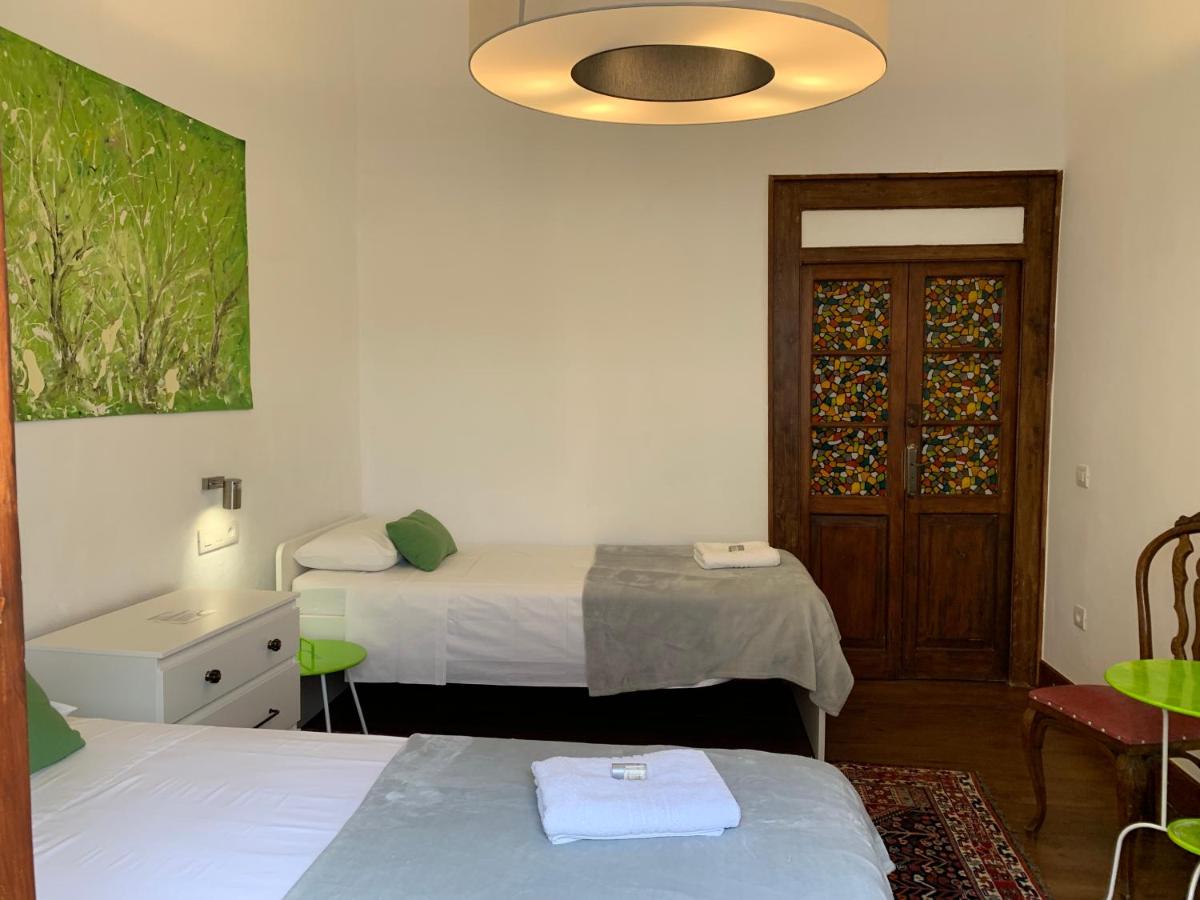 Twin Room with Private External Bathroom photo 3