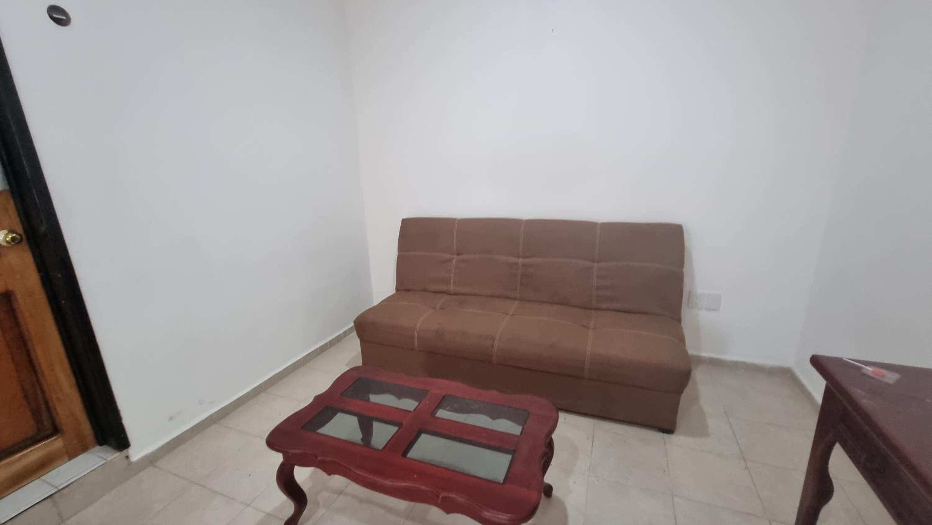 Classic Quadruple Room - Photo 8