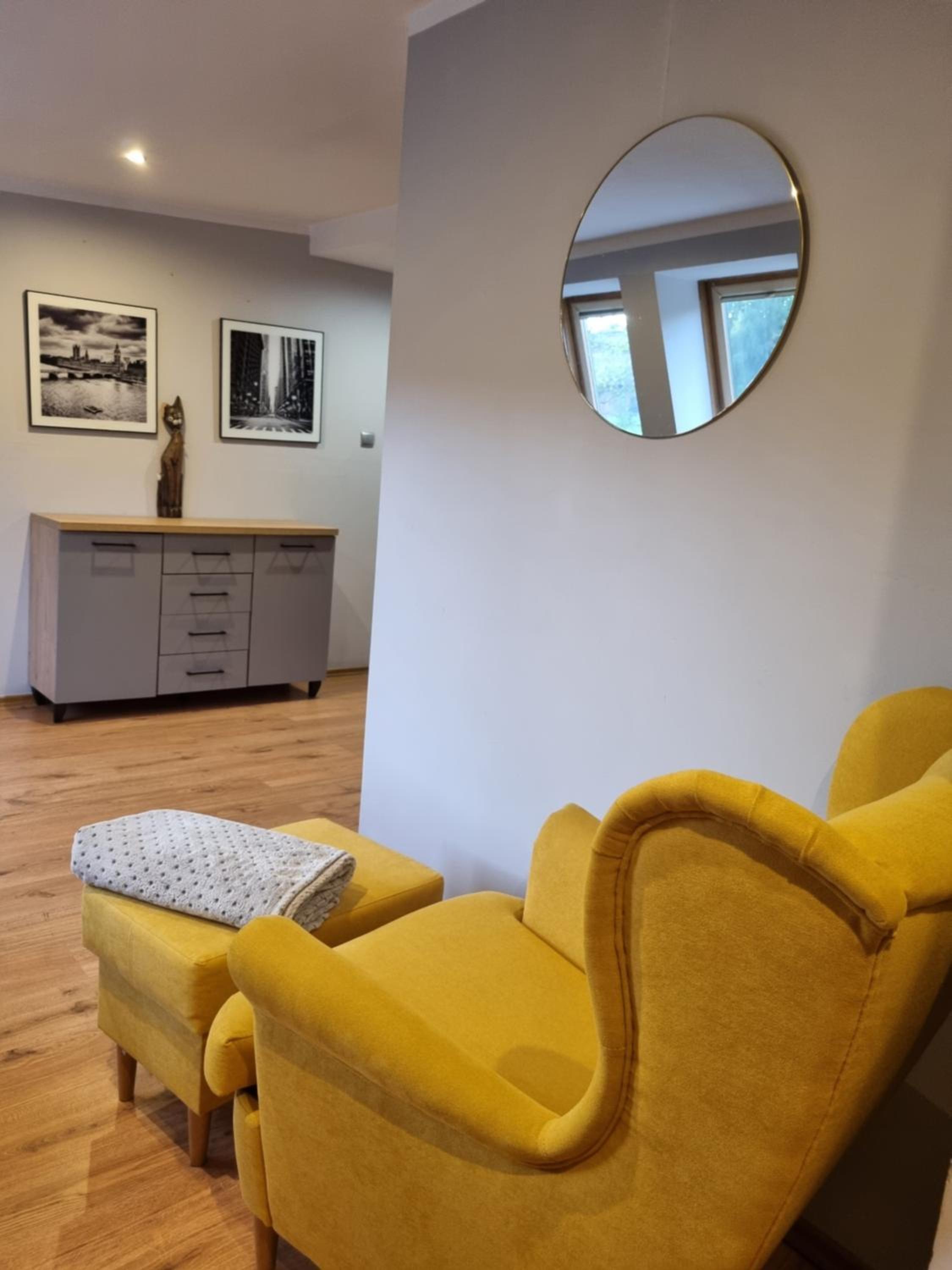 Family Room photo 2