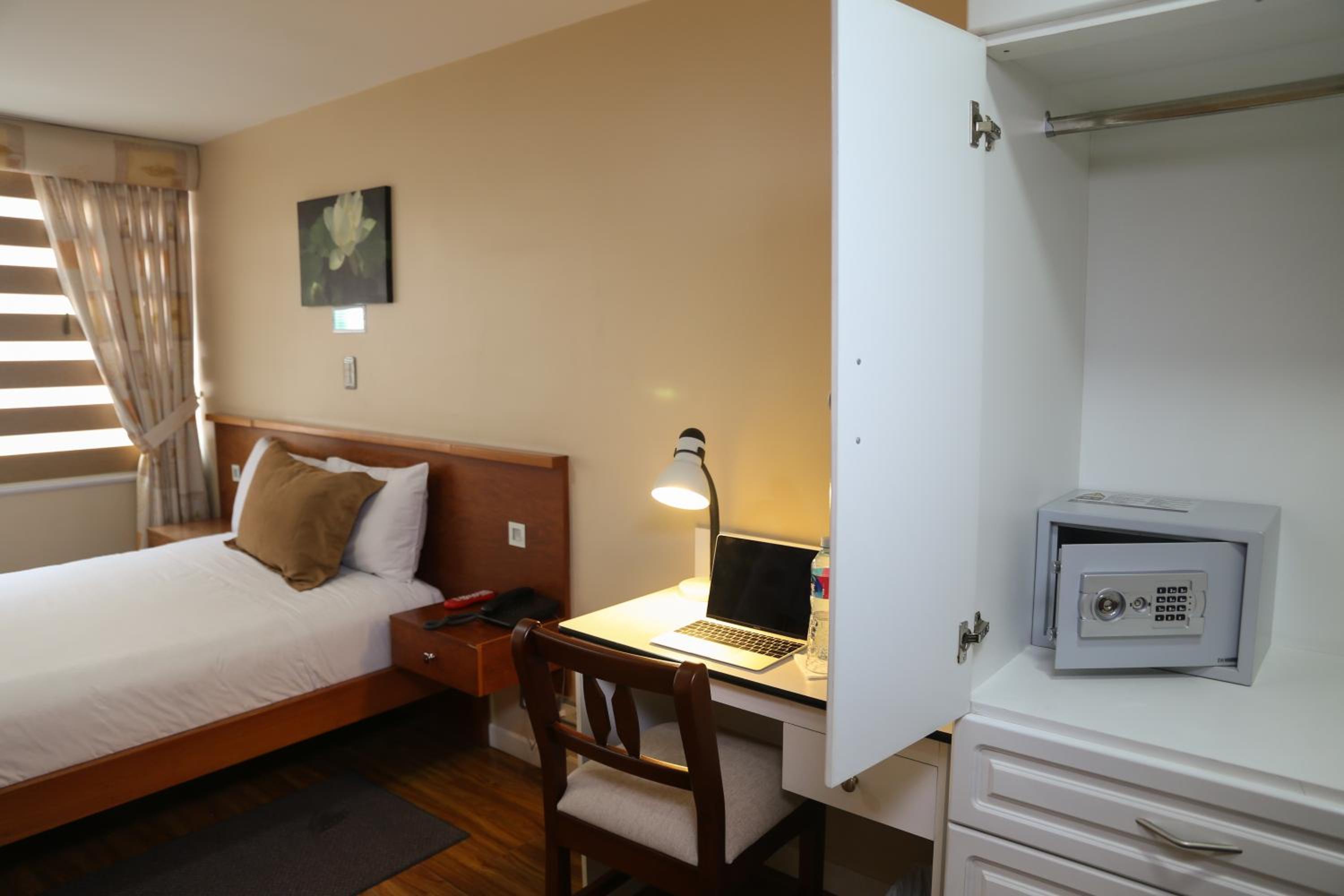 Double Room photo 2