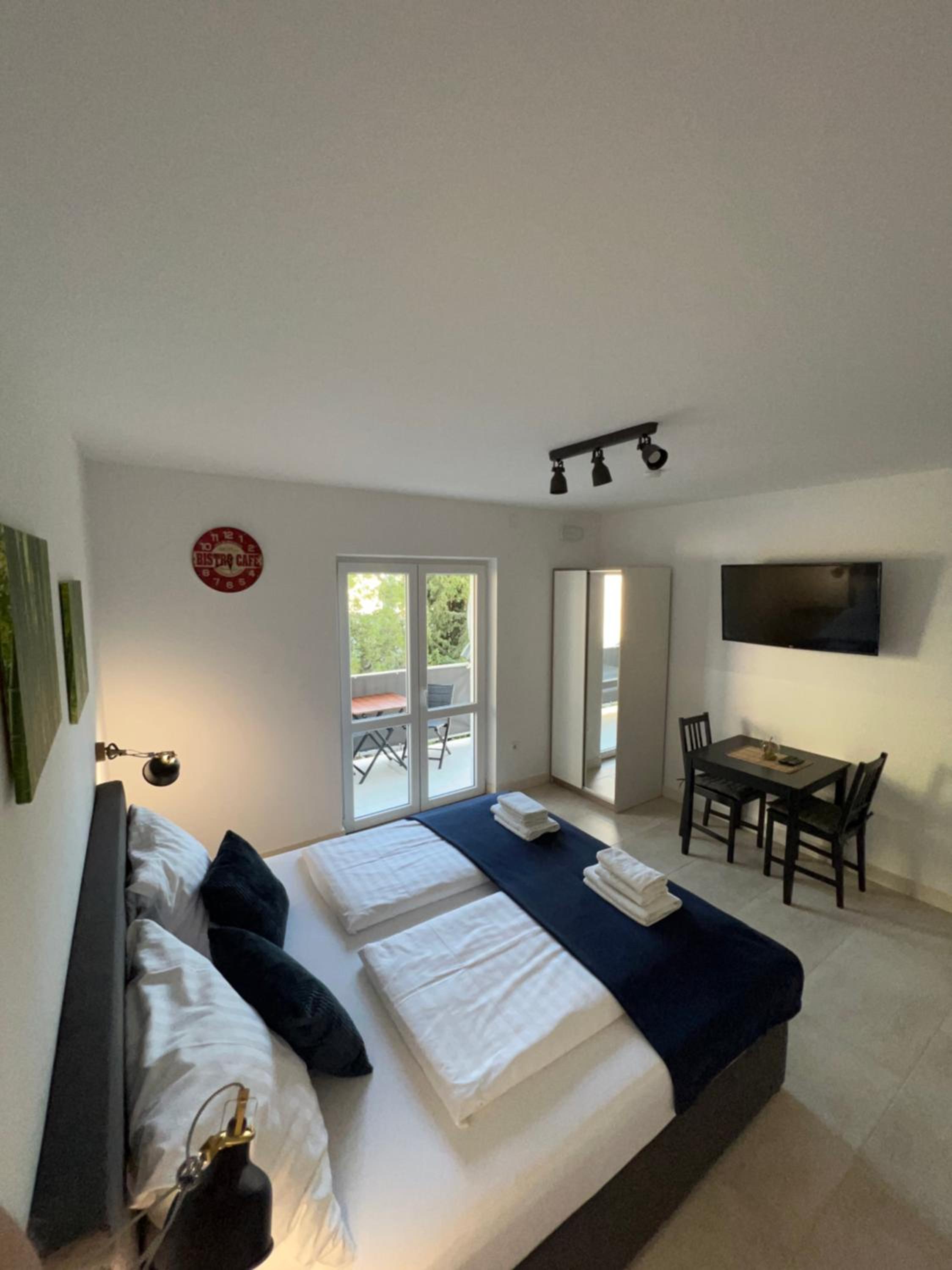 Studio Apartment with Sea View