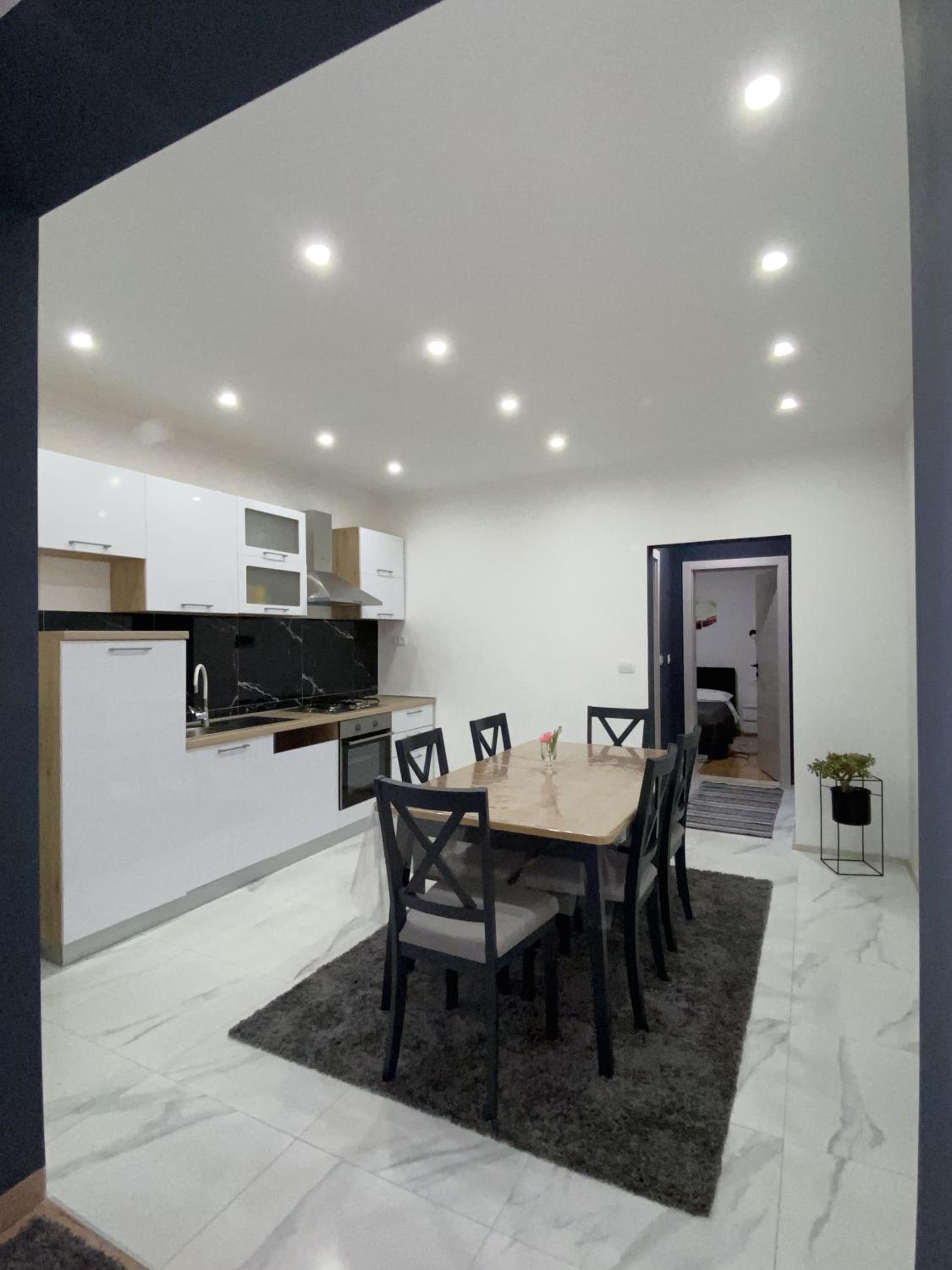 One-Bedroom Apartment - Photo 10