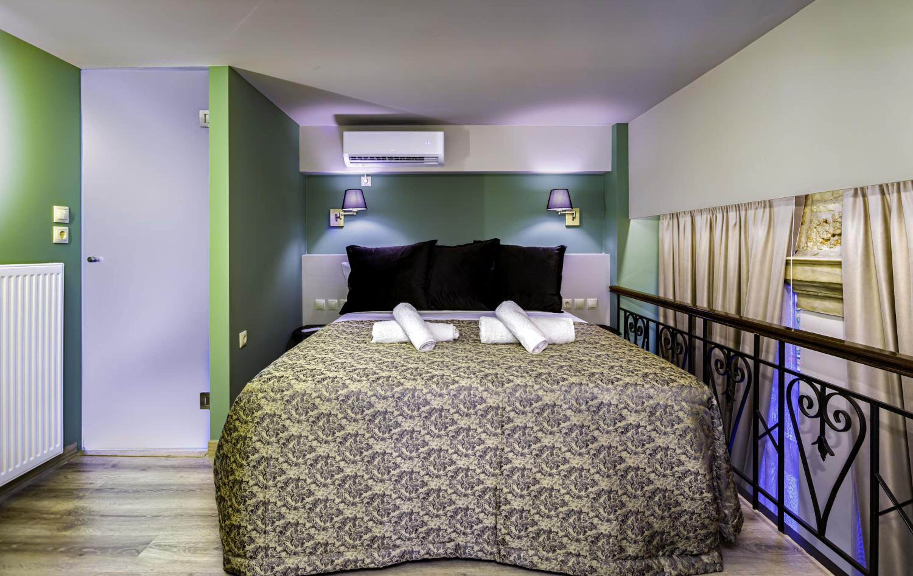 Luxury Quadruple Room photo 2