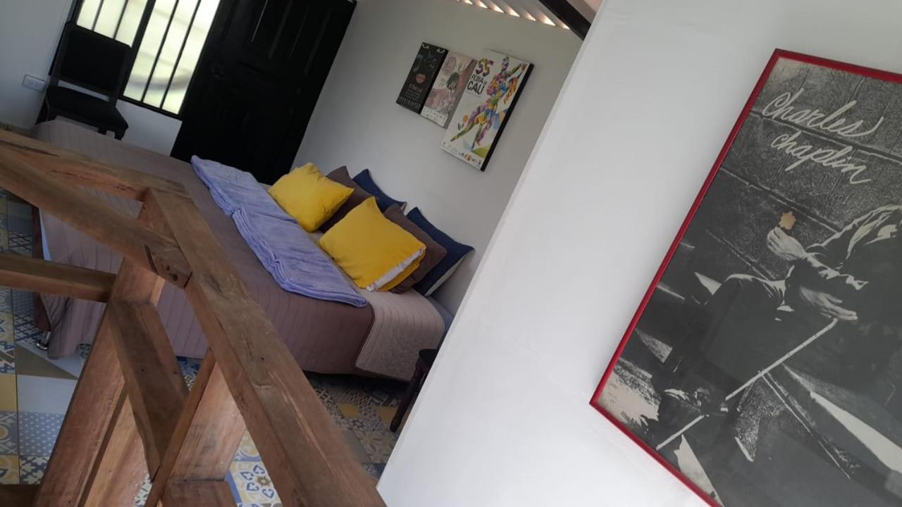 Three-Bedroom House photo 3