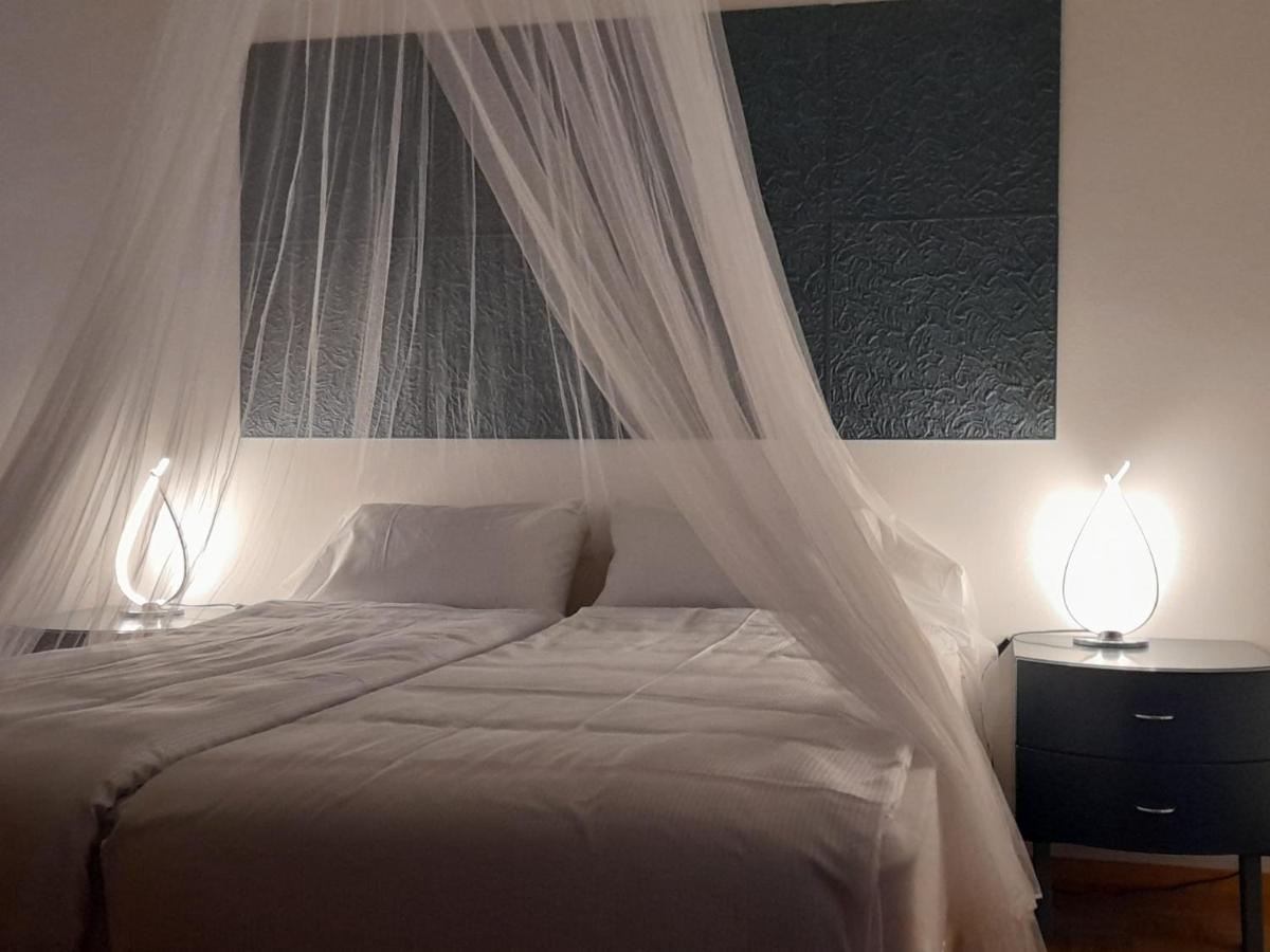 One-Bedroom Apartment - Photo 21