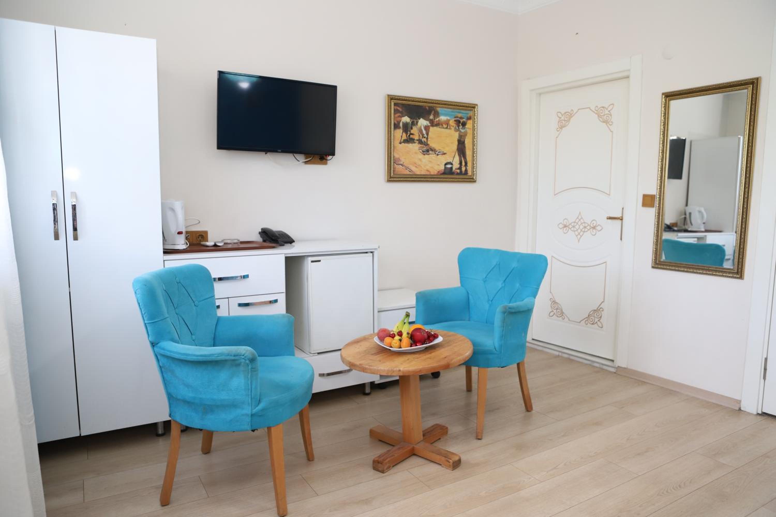 Deluxe Double or Twin Room photo 1