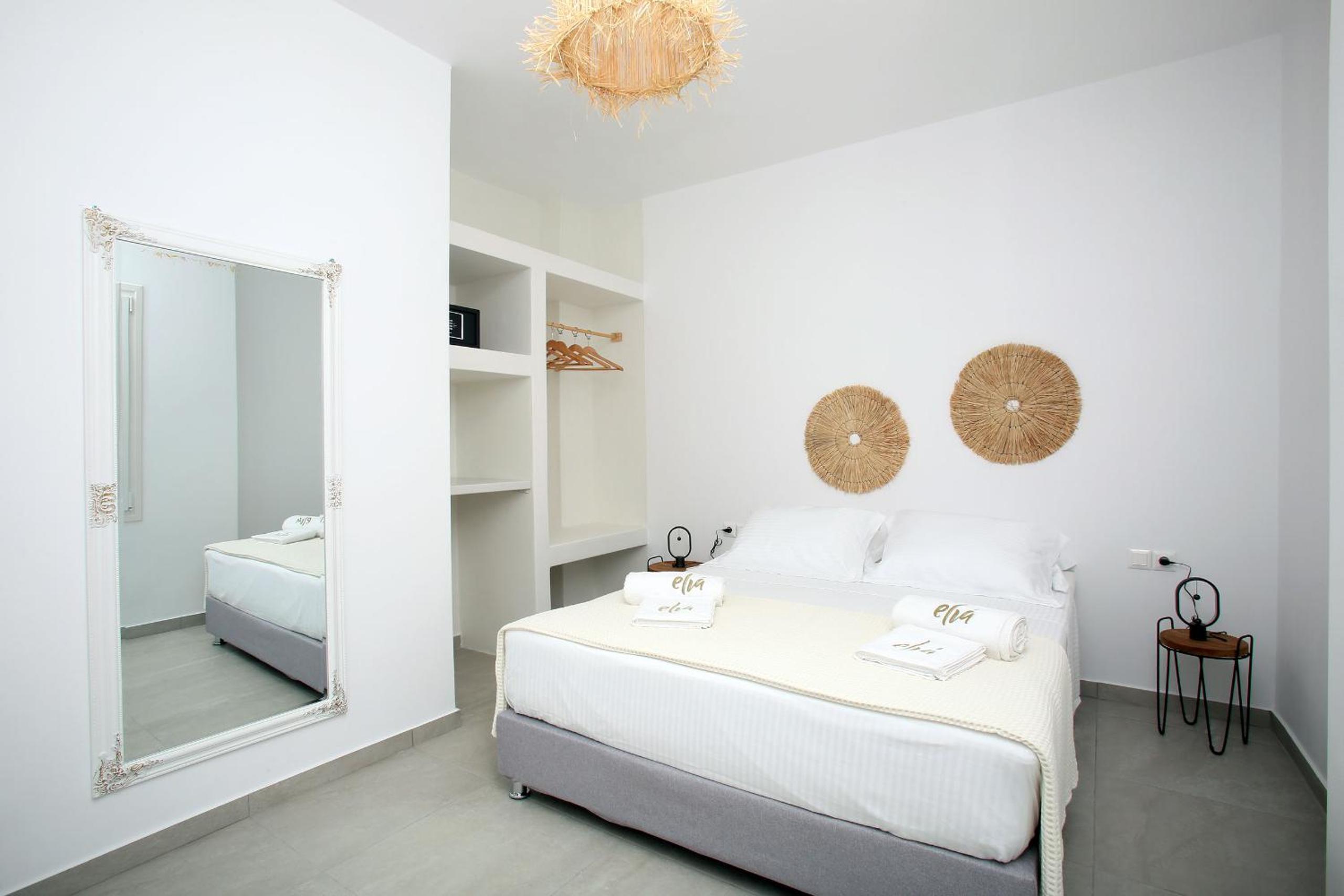 Deluxe Suite with Sea View photo 1